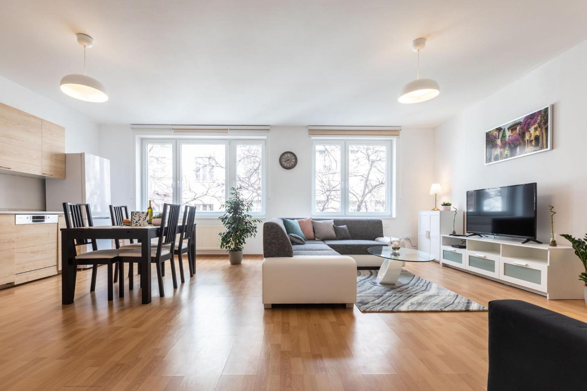 Two-Bedroom Apartment - Photo 9
