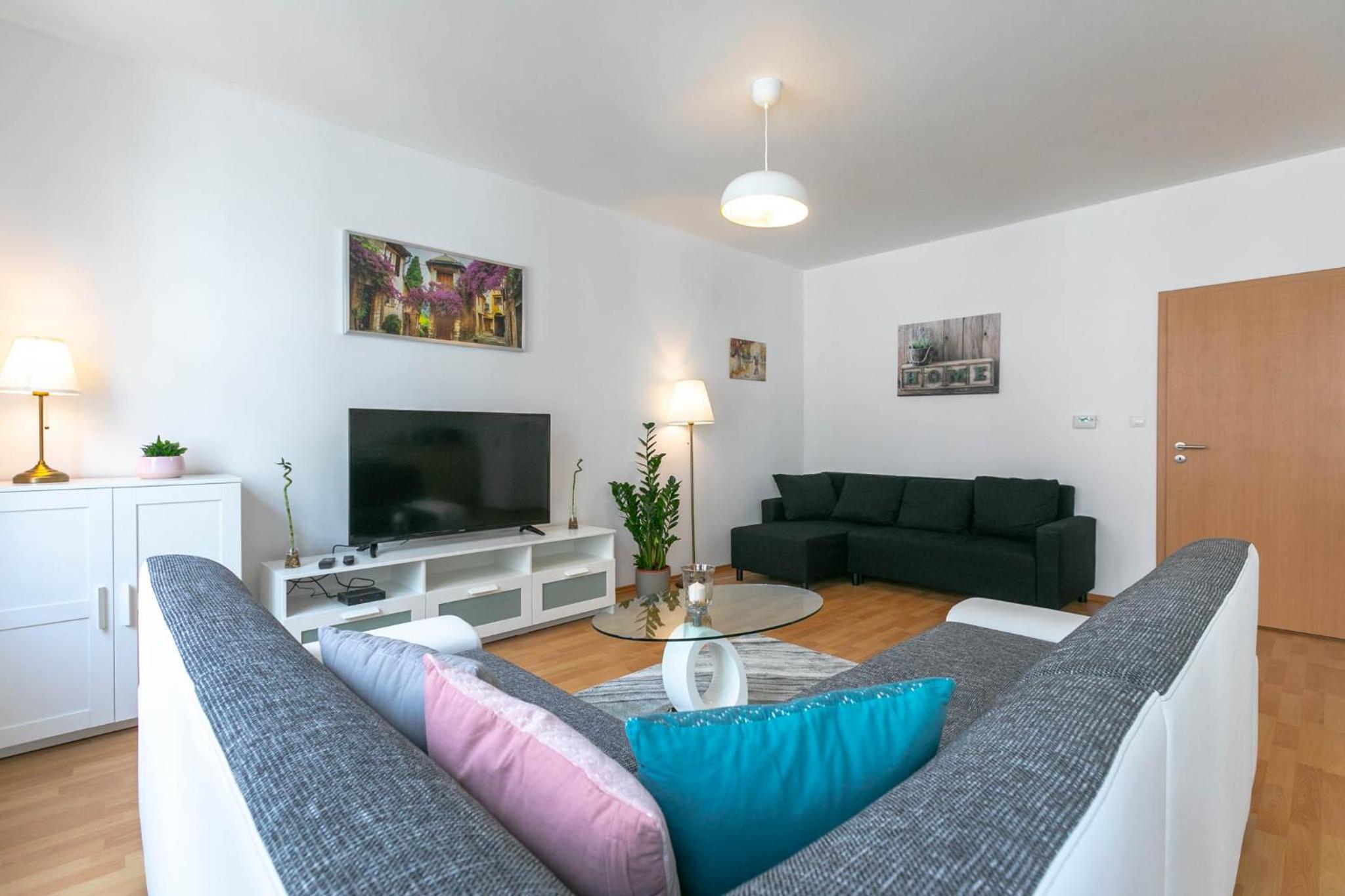 Two-Bedroom Apartment - Photo 1