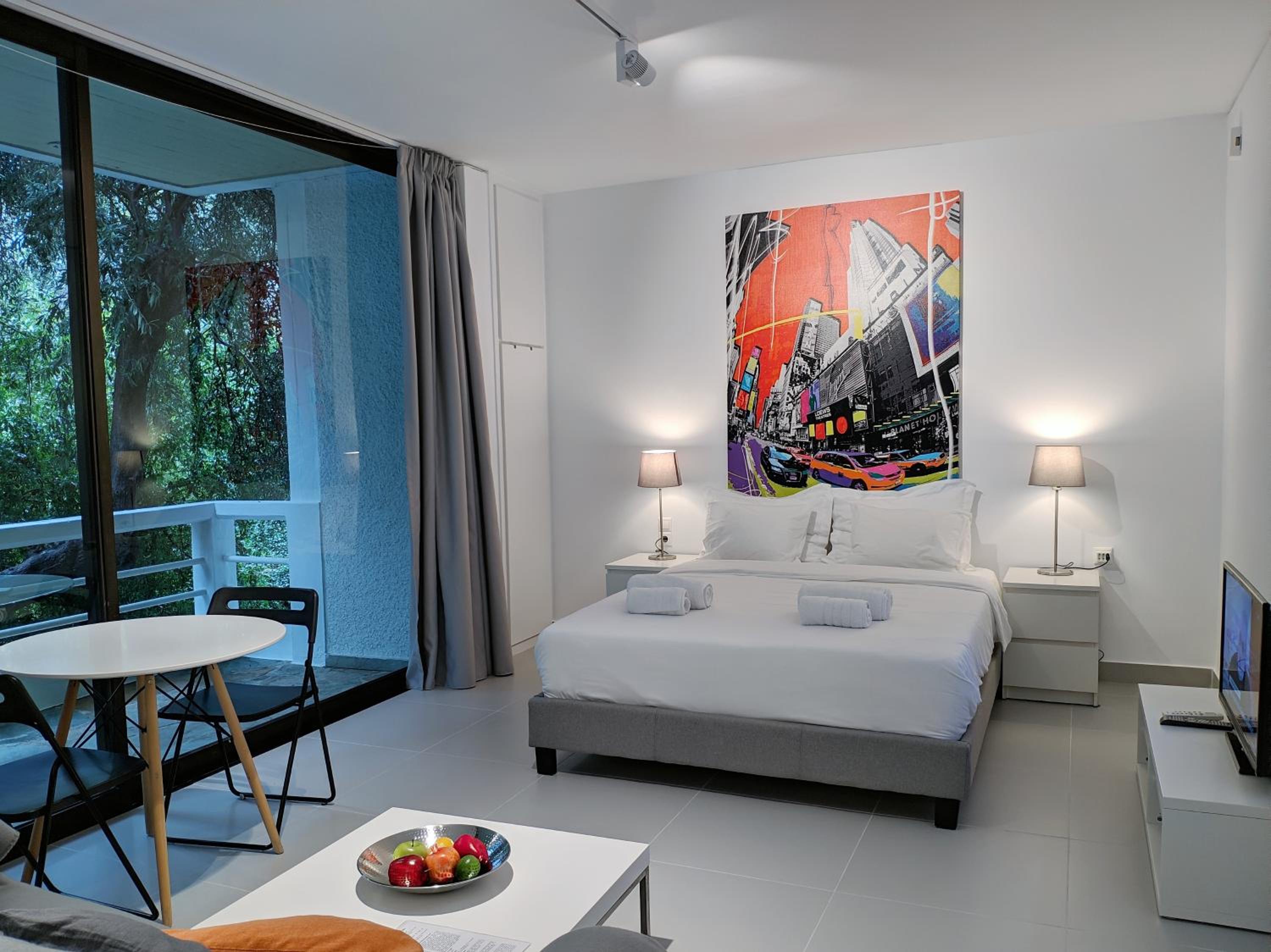 Studio Apartment with Balcony (A3) photo 1