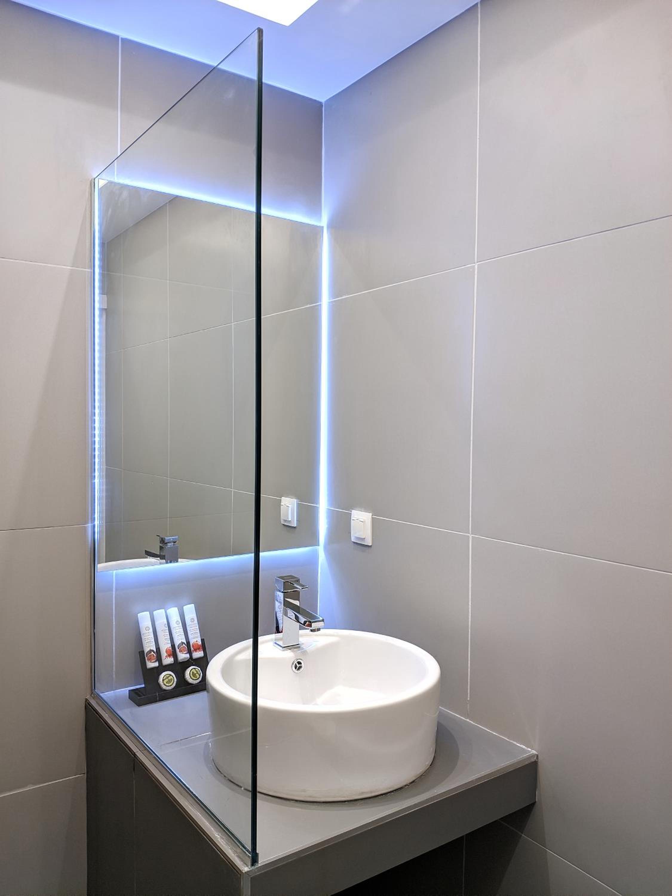 Studio Apartment with Balcony (A3) photo 3