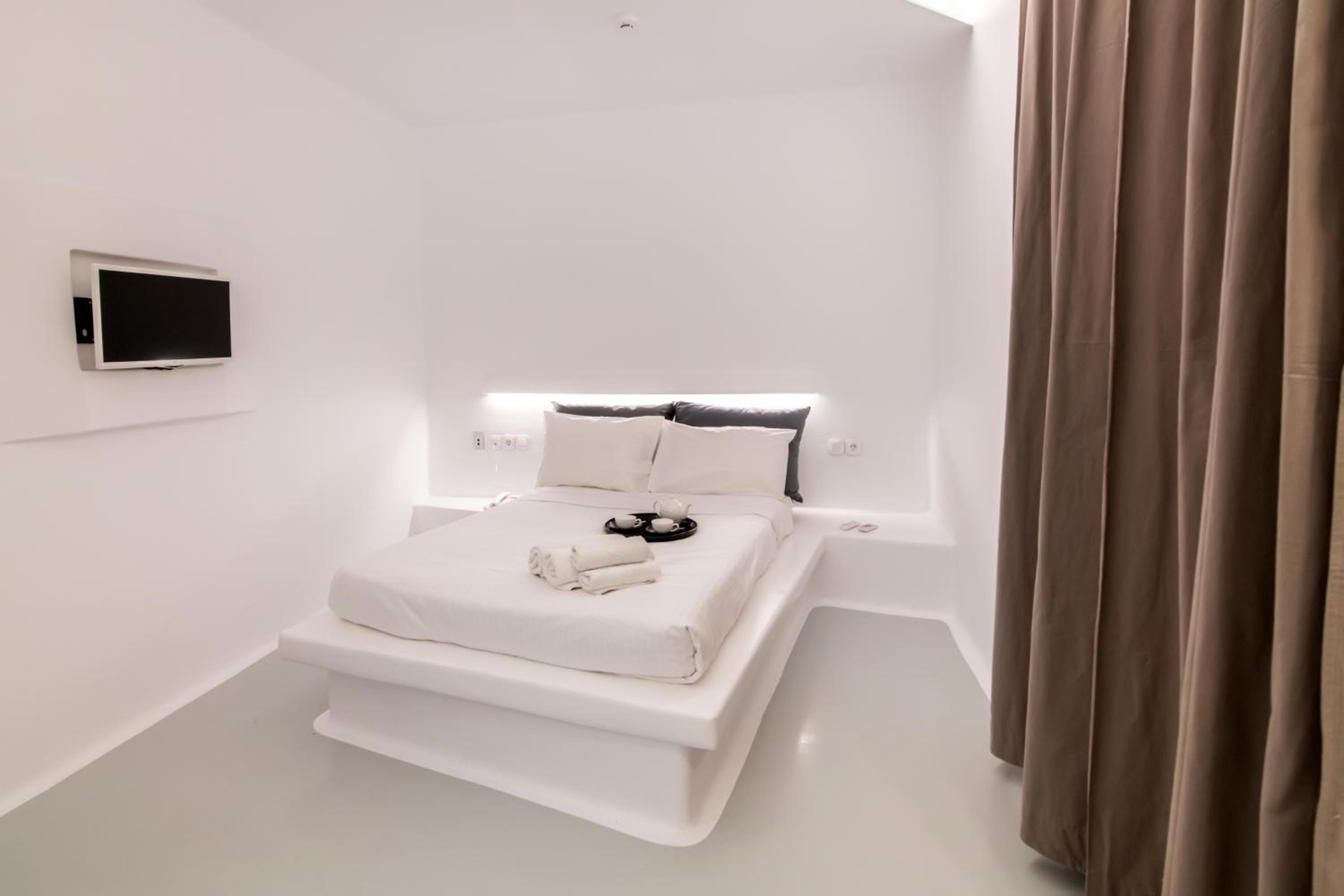 Deluxe Single Room with Balcony