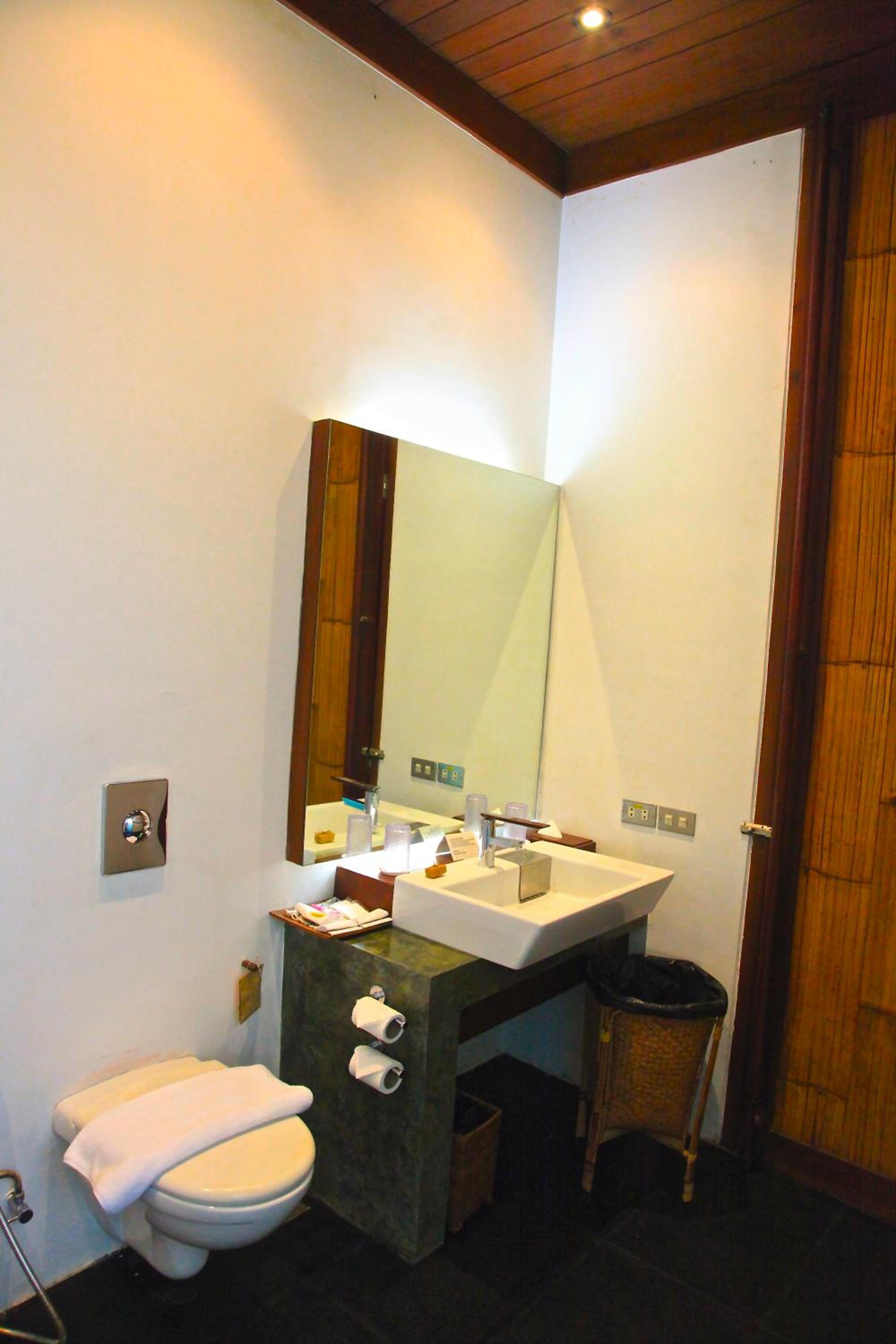 Standard Queen Room - Photo 4
