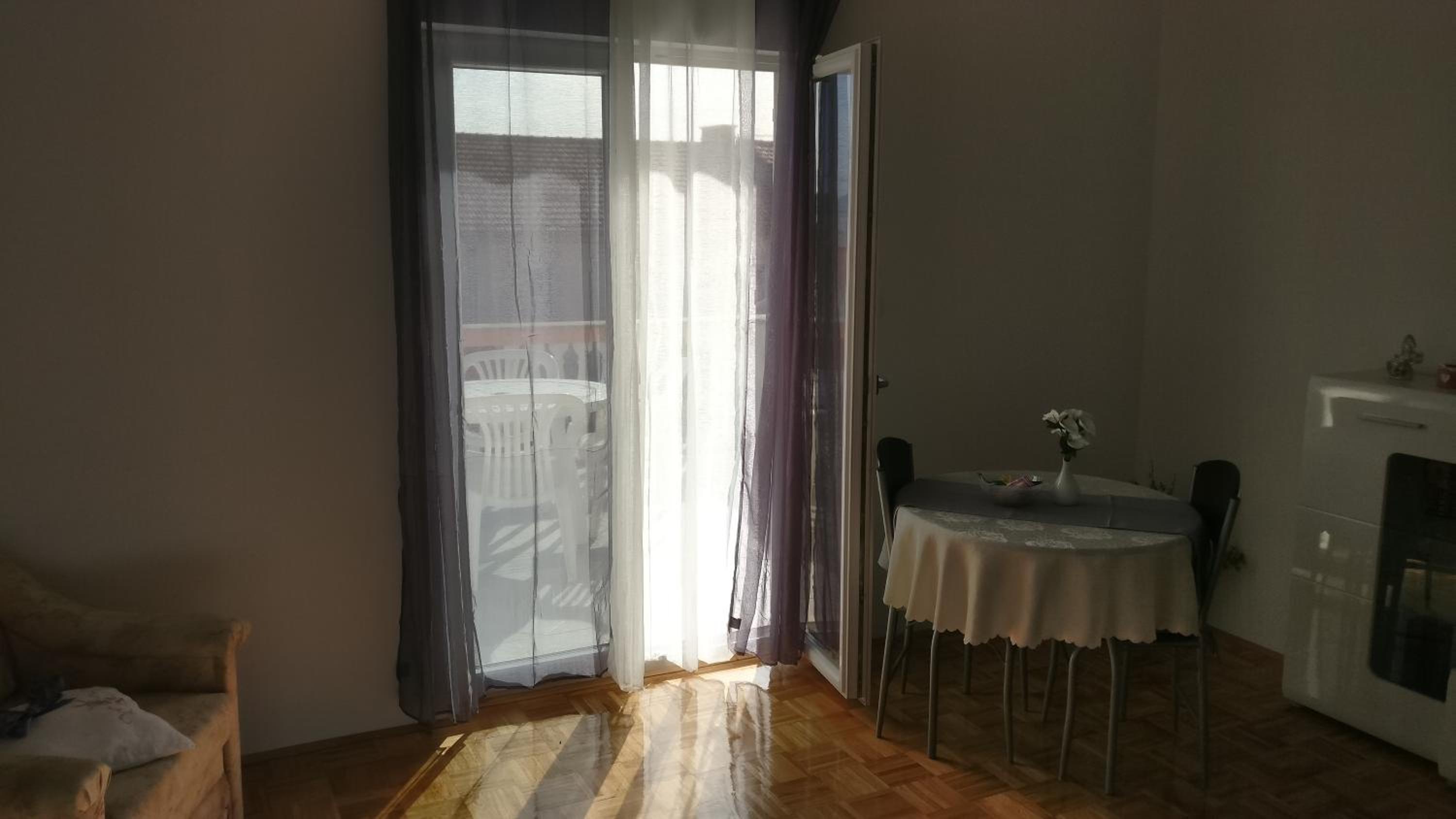 Apartment - Photo 10