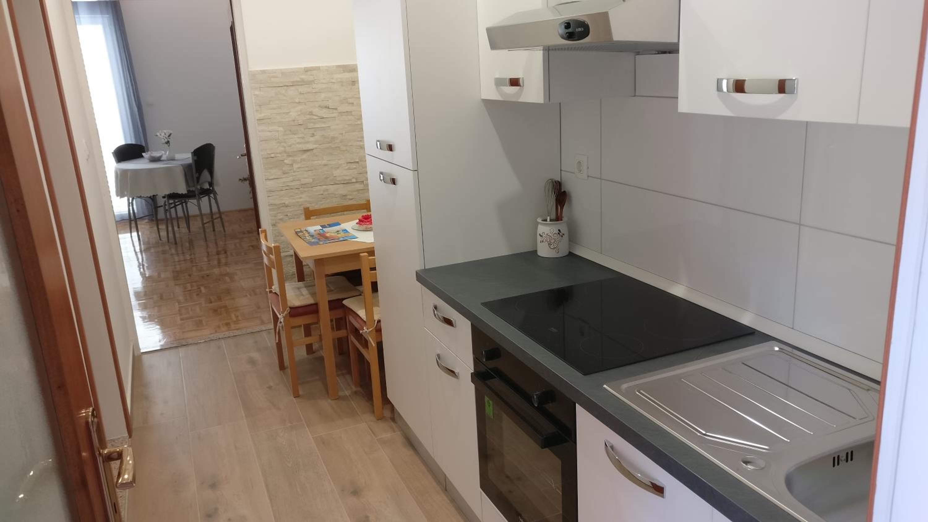 Apartment - Photo 14