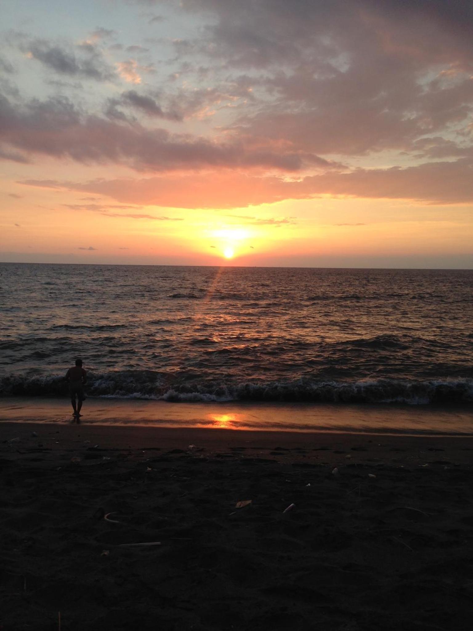Villa - Beach Front photo 2