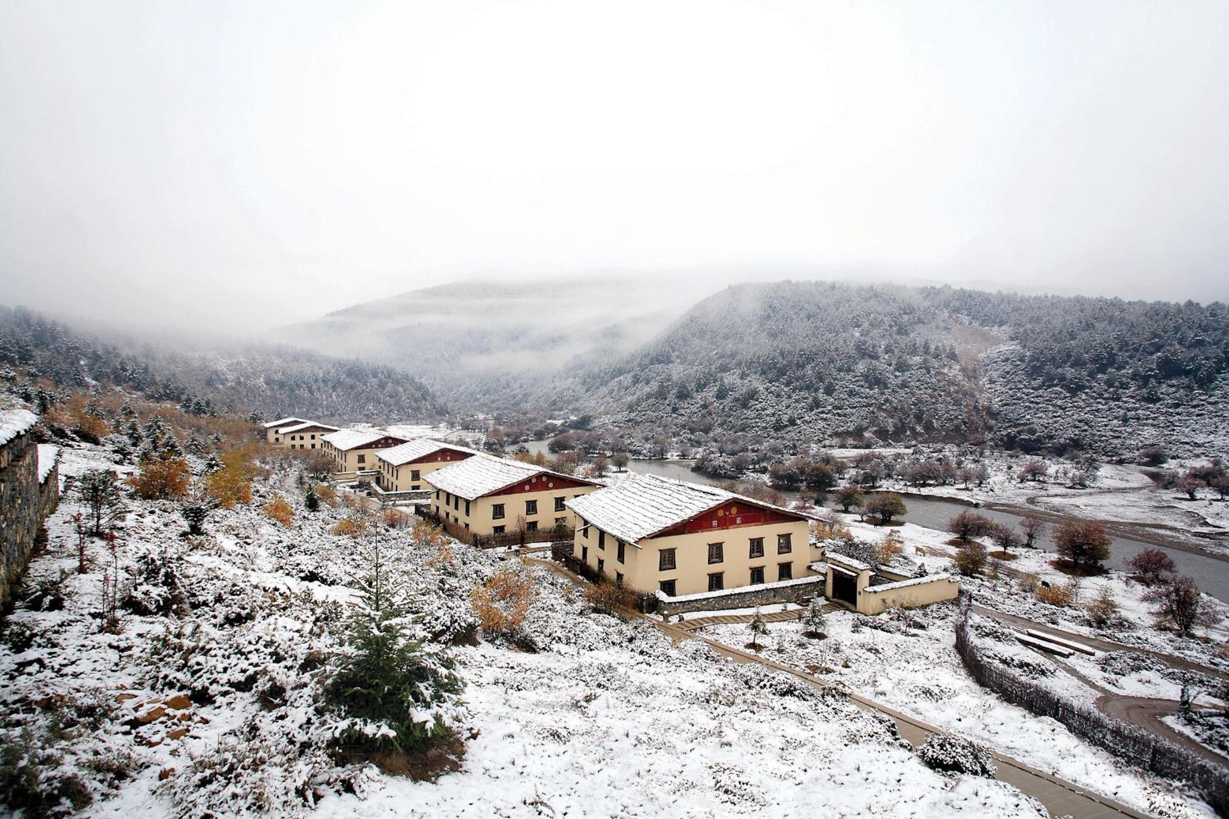 Tibetan Farmhouse - Photo 3