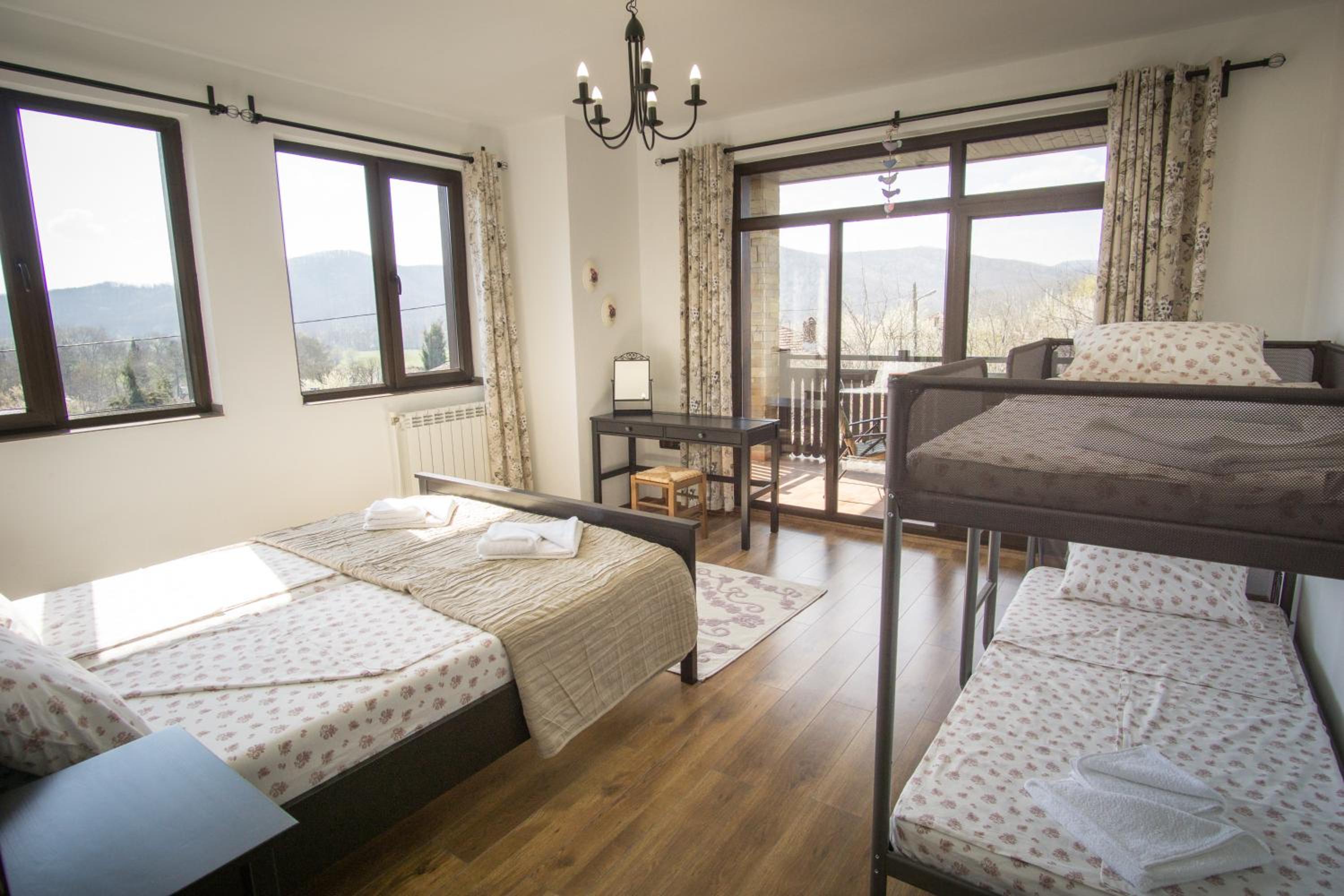 Villa photo 1