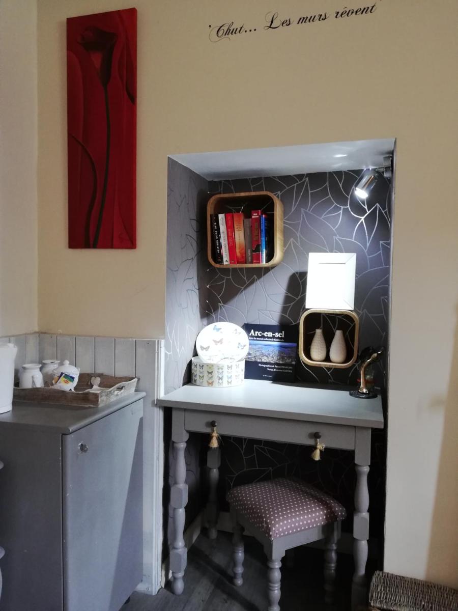 Double Room with Private Bathroom photo 3