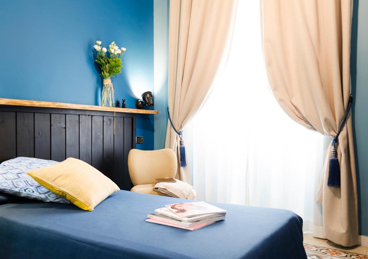 Single Room with Private Bathroom photo 3