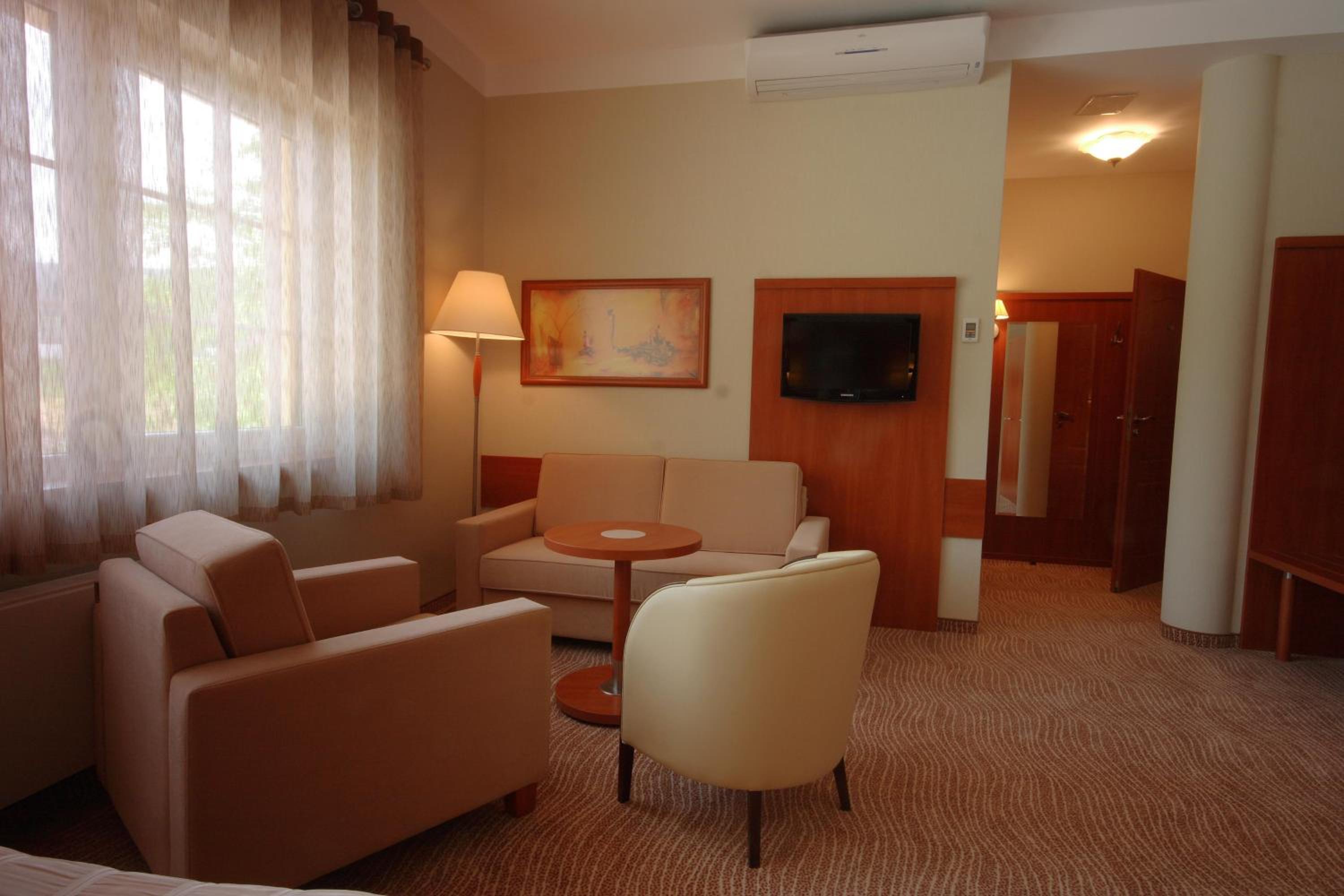 Comfort Plus Double or Twin Room - Photo 5