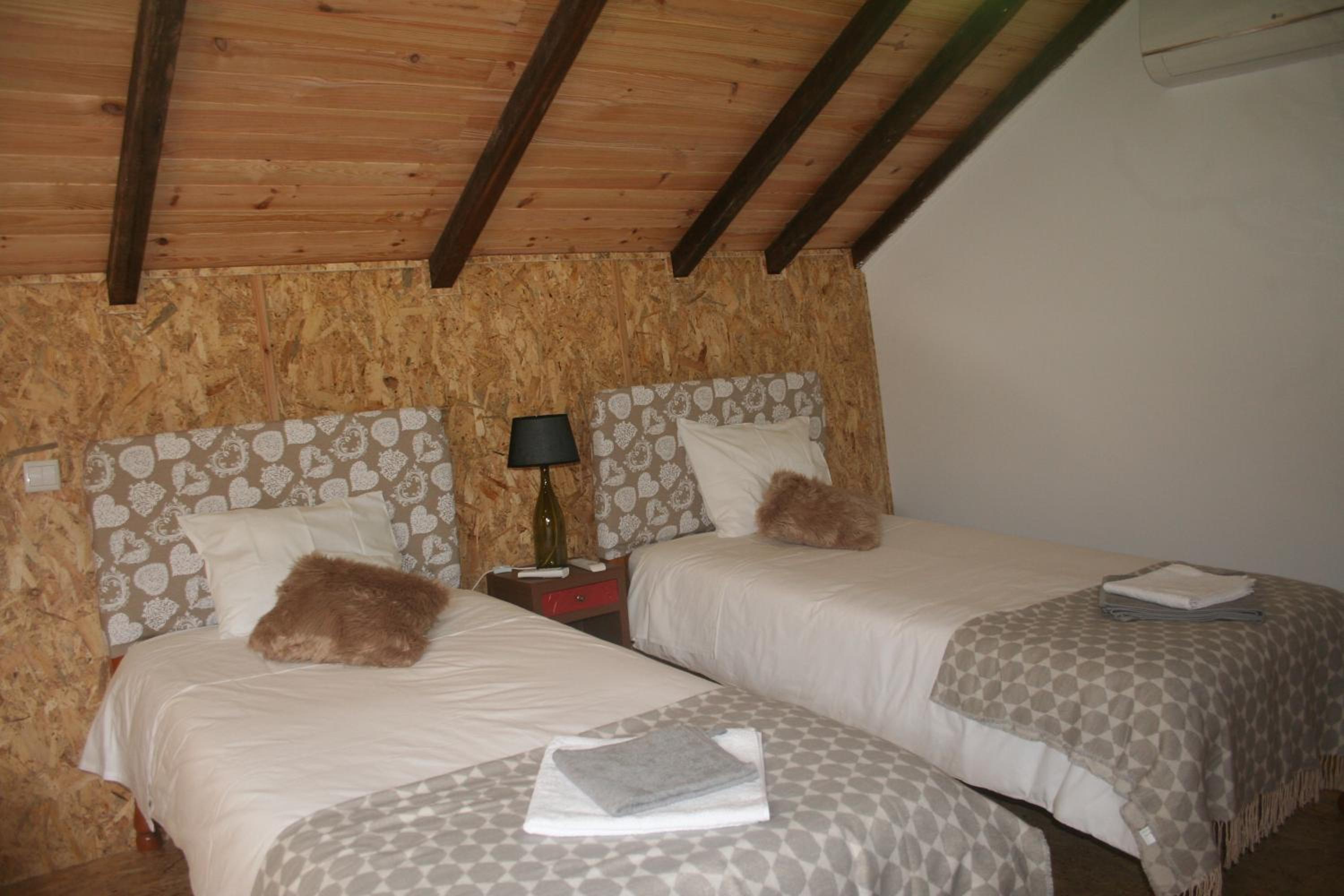 Family Room - Photo 2