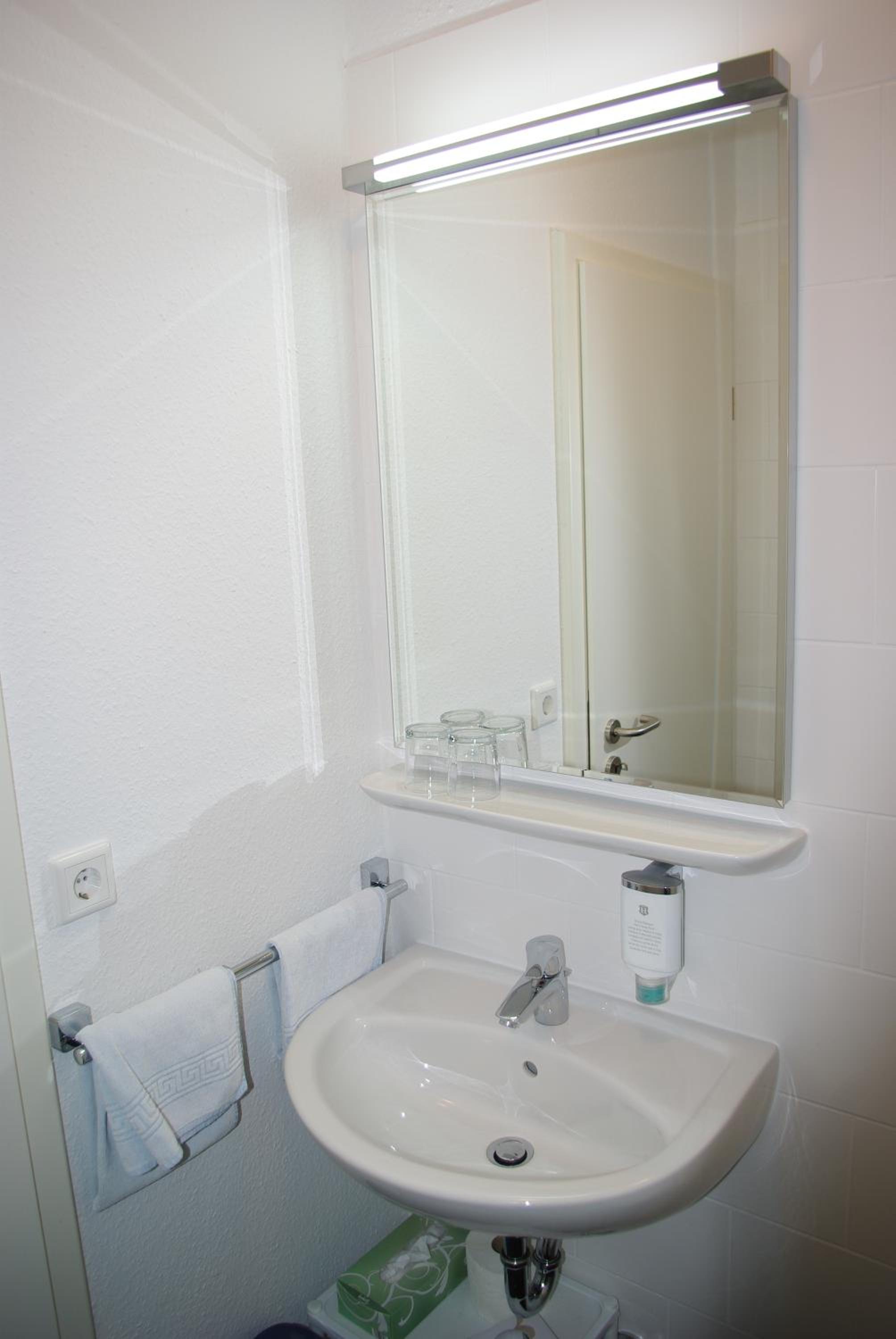 Standard Single Room photo 3