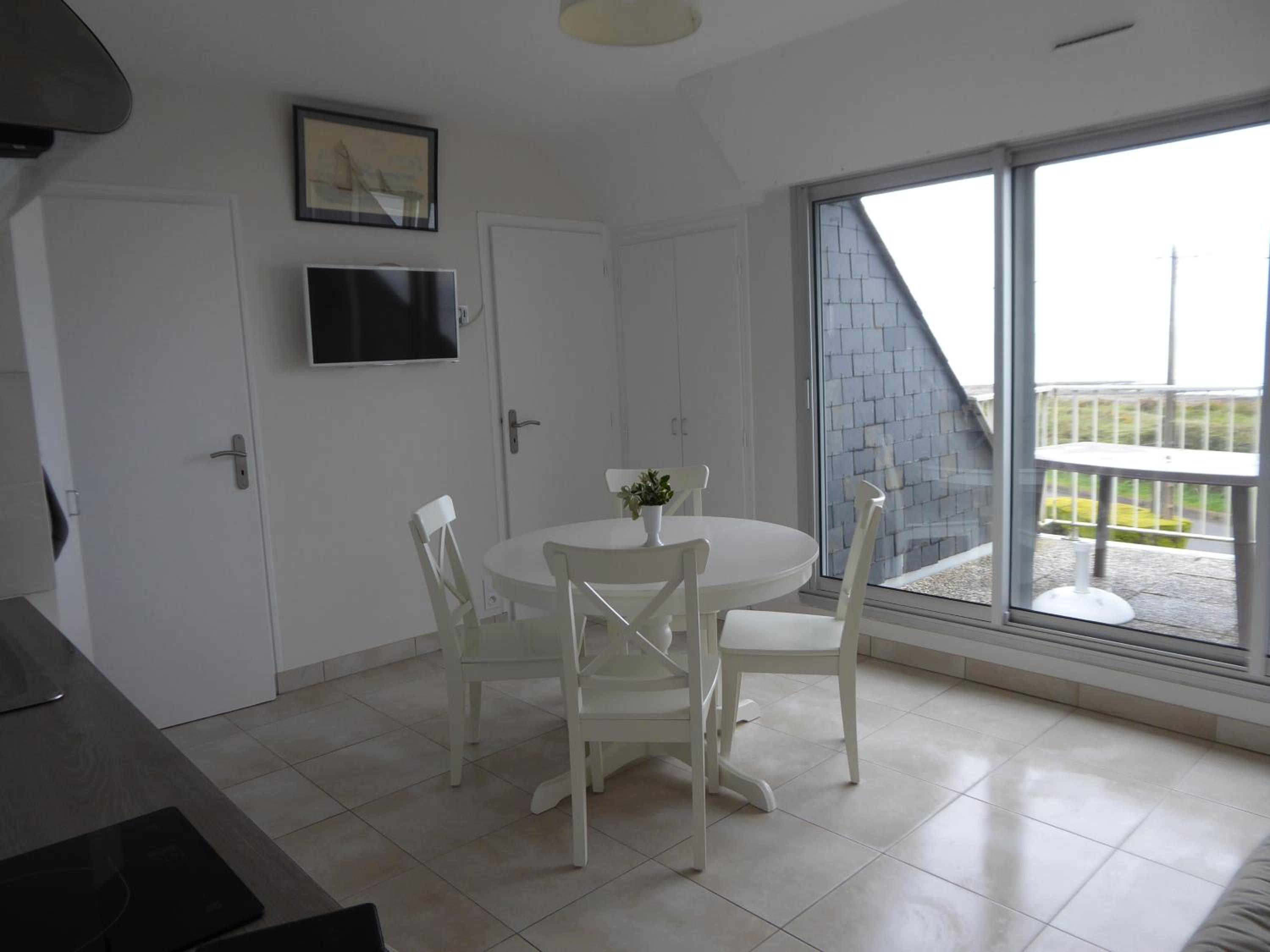 Apartment with Sea View photo 3