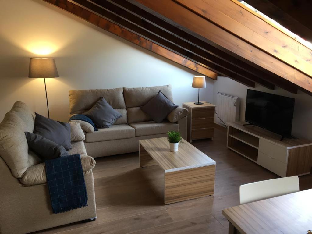 Three-Bedroom Apartment - Photo 5