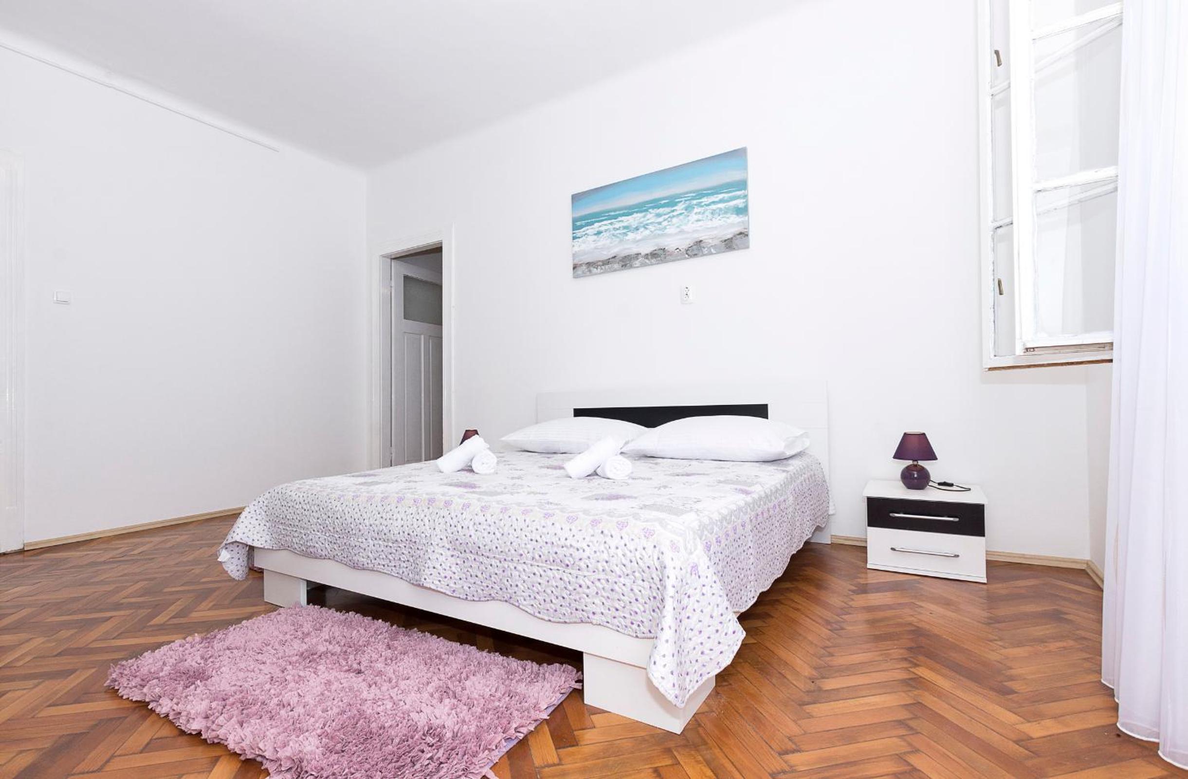 Apartment - Photo 14