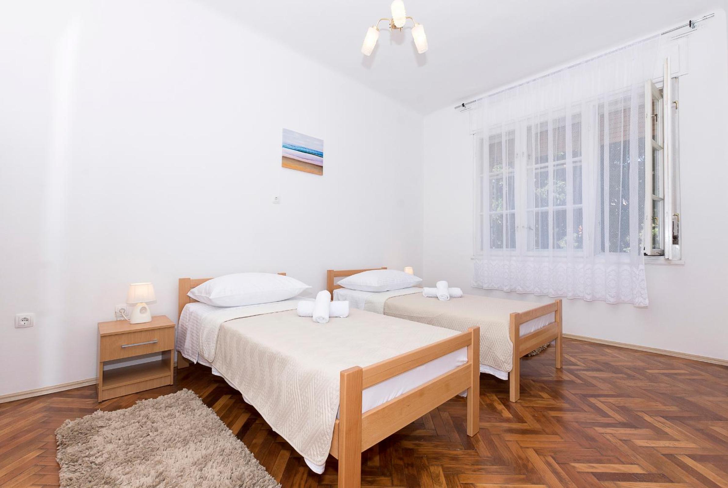 Apartment - Photo 18