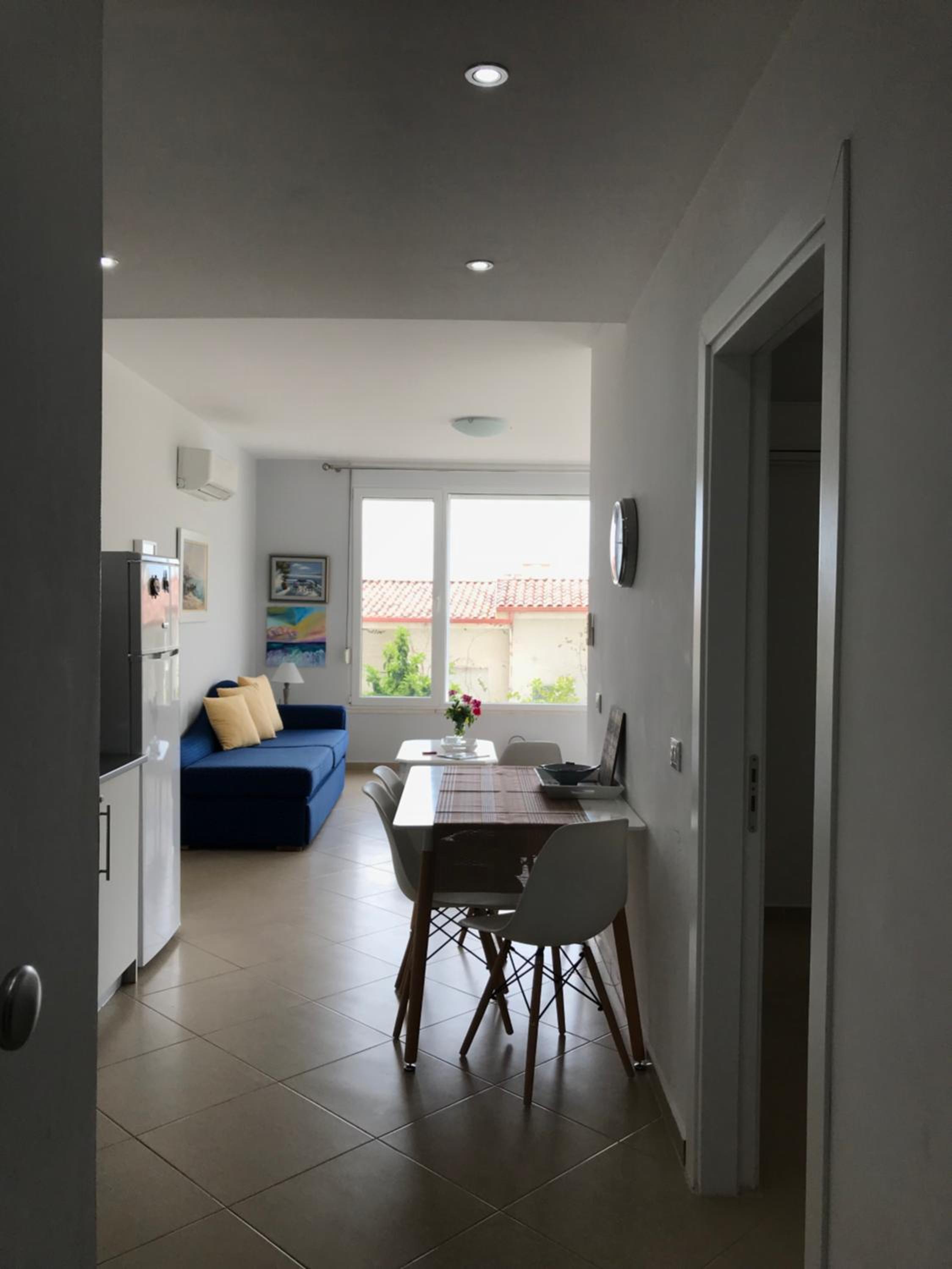 Apartment with Garden View