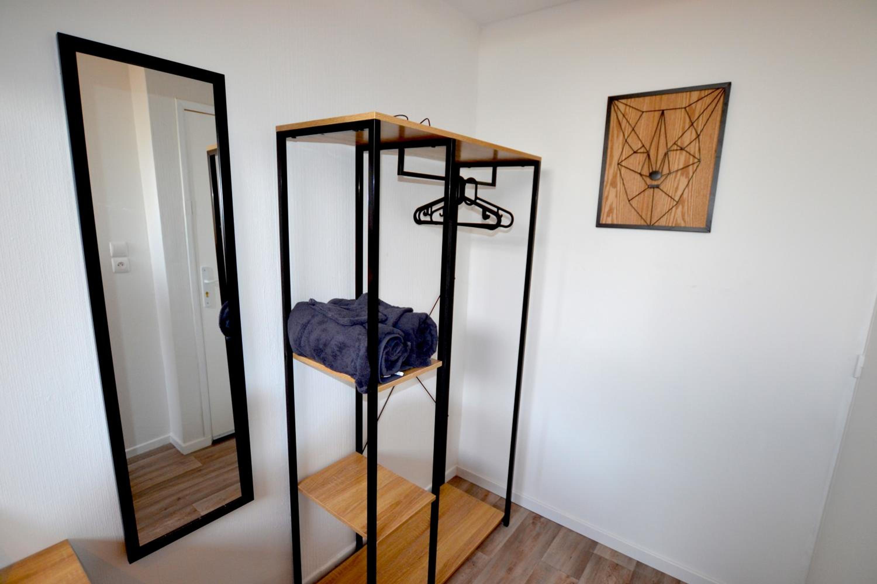 Double Room - Photo 7