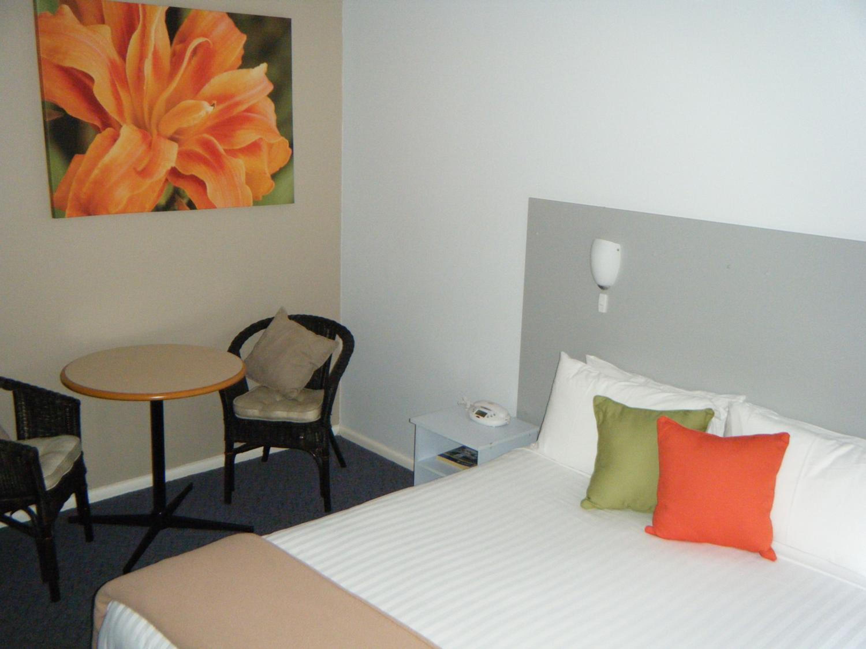 Two-Bedroom Suite - Photo 13