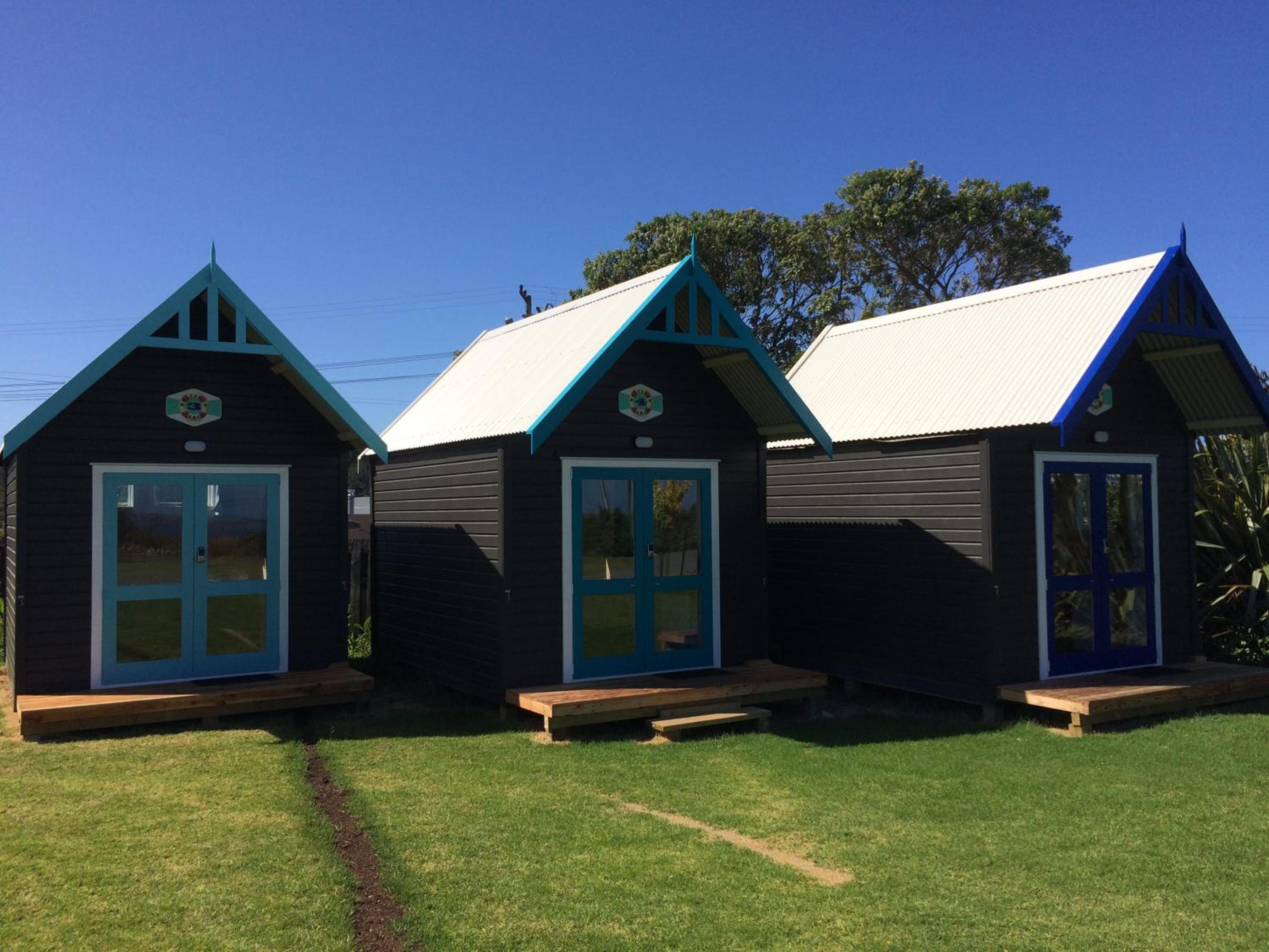 Twin Boatshed Cabin 3 with External Bathroom  - Photo 6