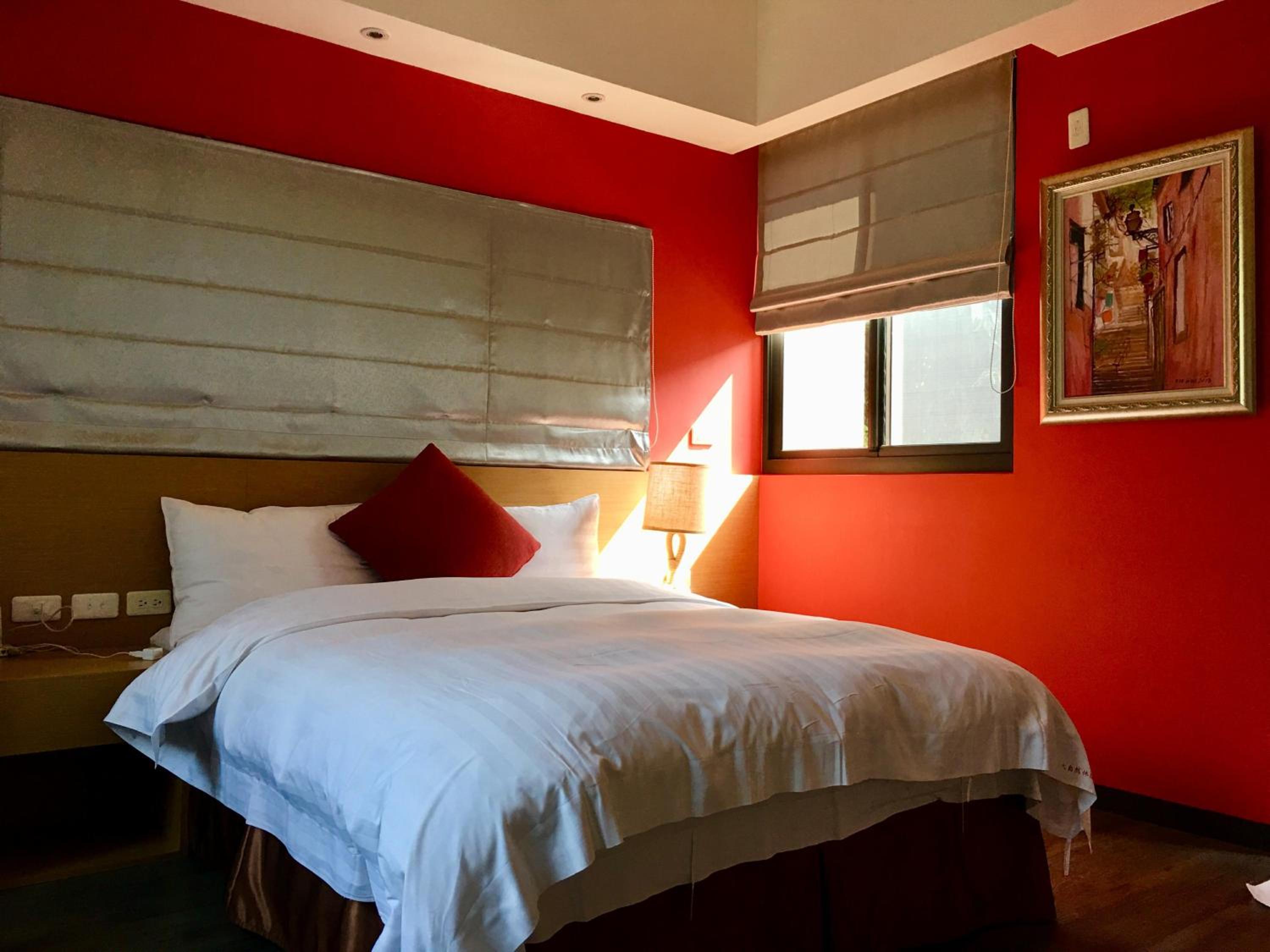 Deluxe Double Room with Shower photo 3