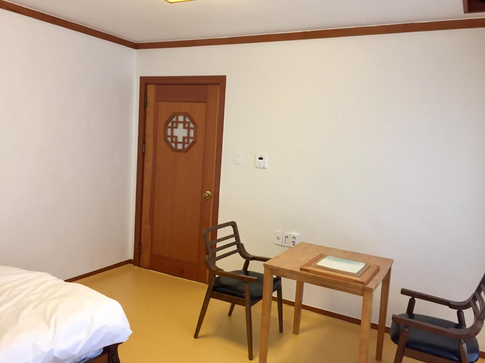 Deluxe Family Suite - Photo 48