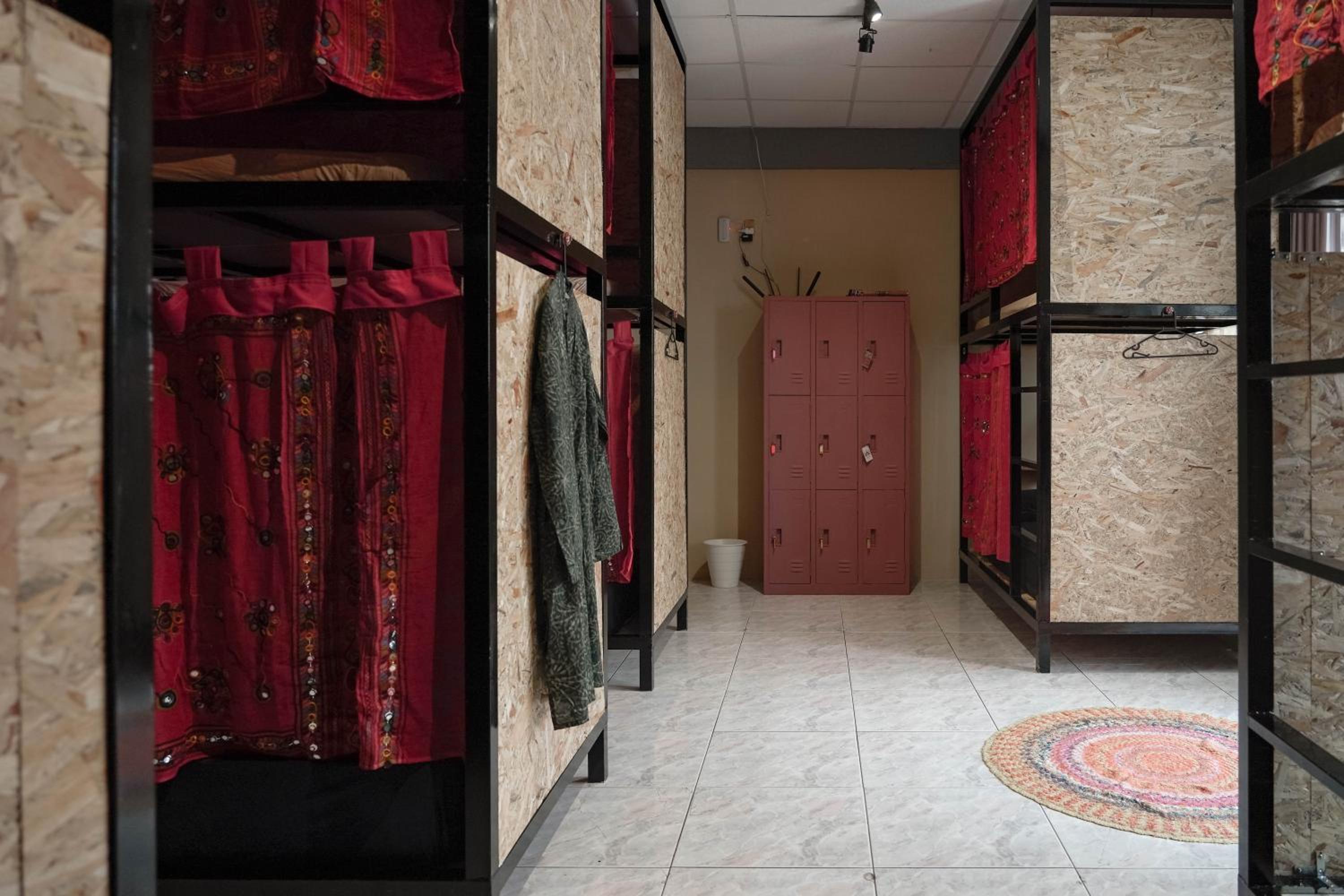 2 Beds in 10-Bed Dormitory Room photo 3