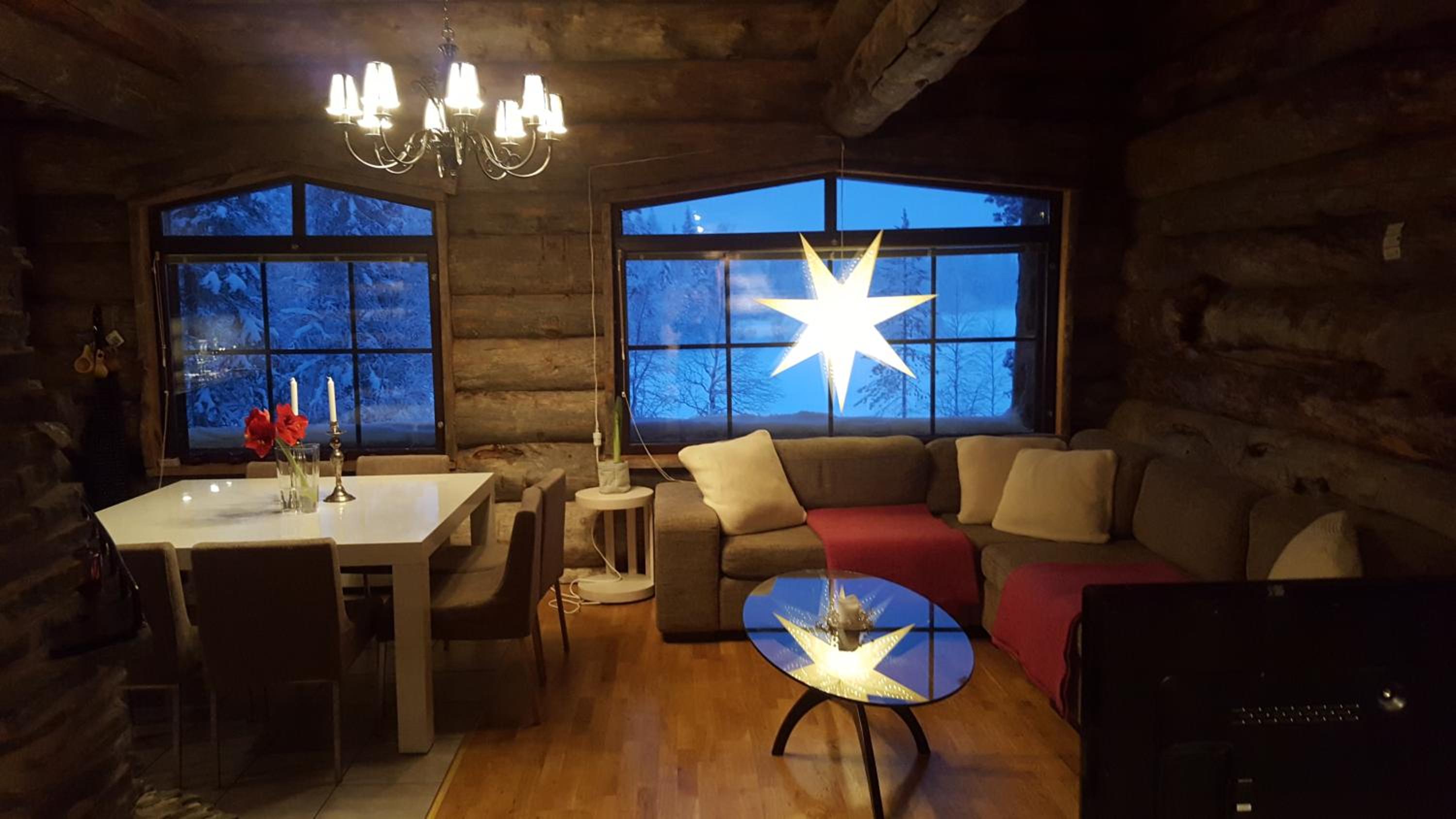 Villa - Photo 1