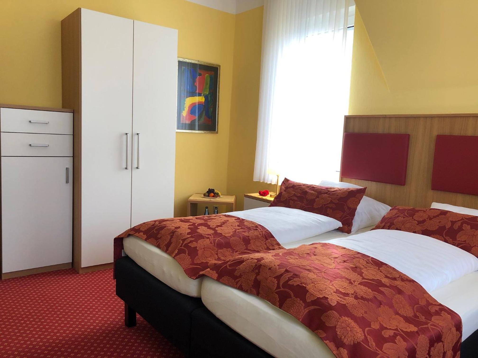 Comfort Double Room - Photo 8