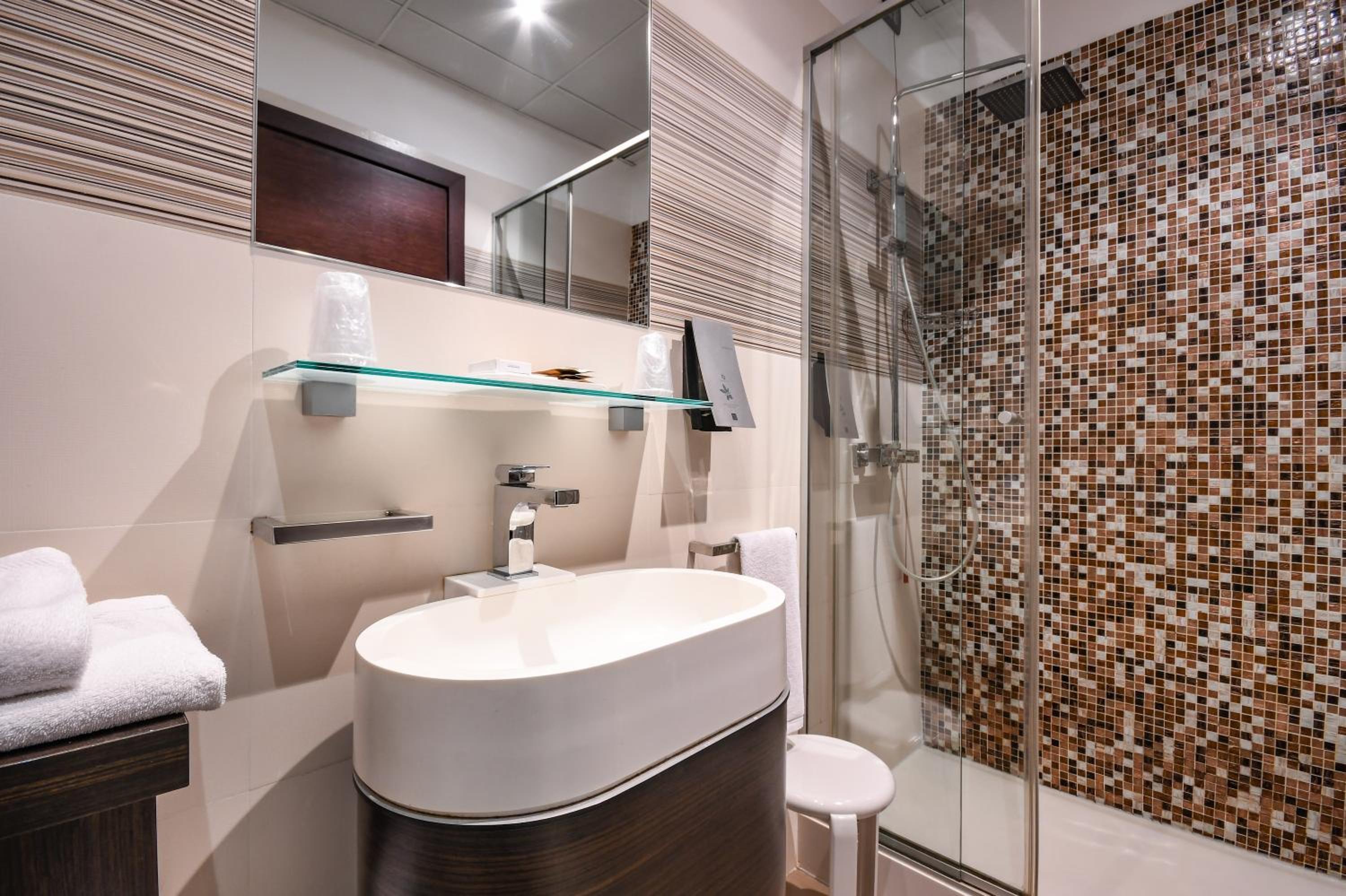 Junior Suite - Photo 2