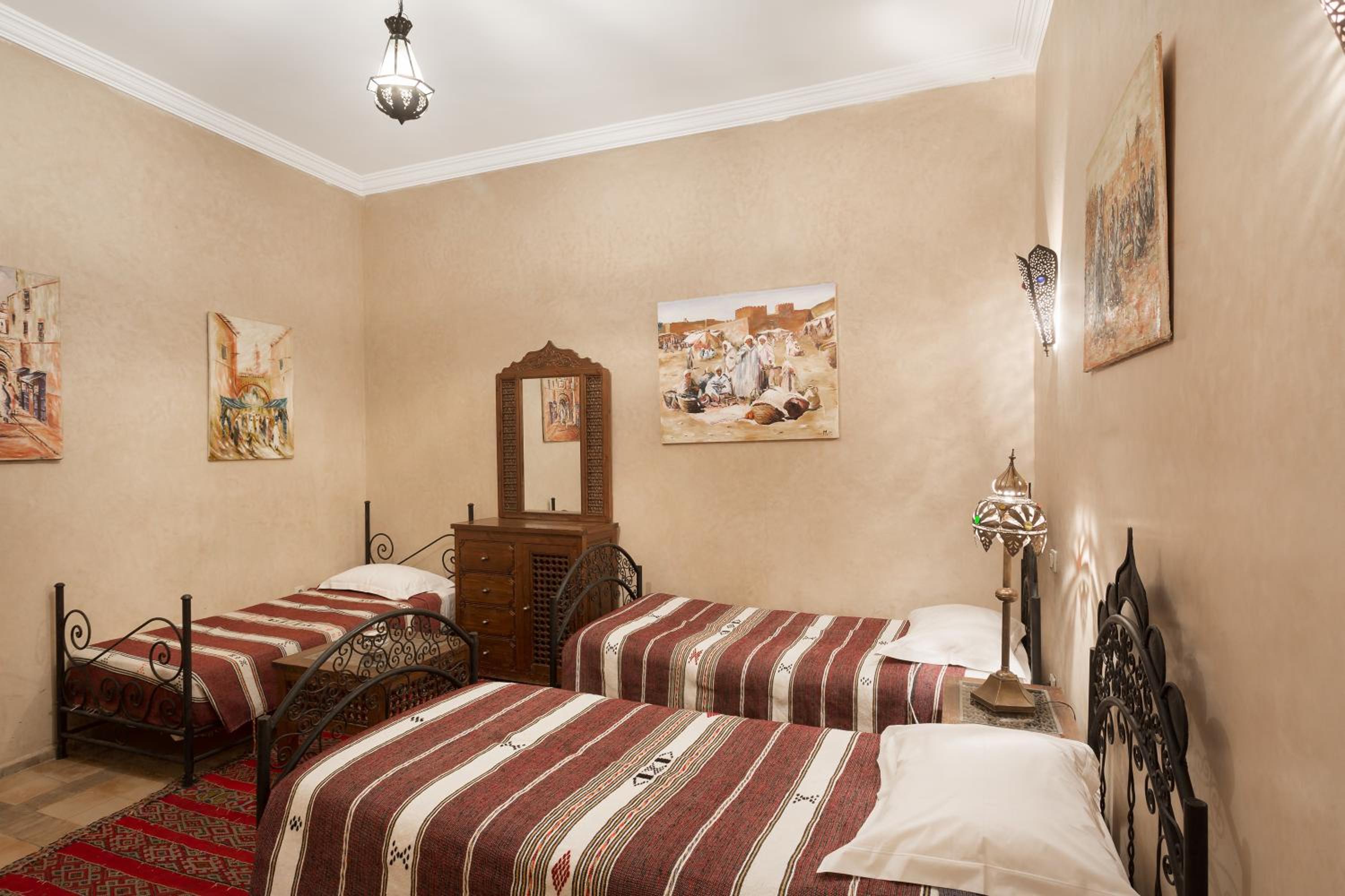 Standard Twin Room