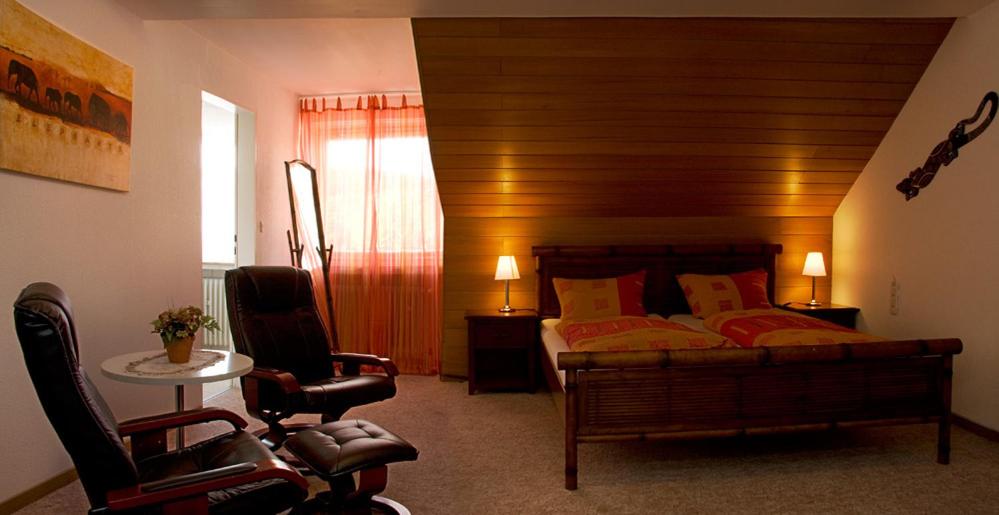 Double Room - Photo 8