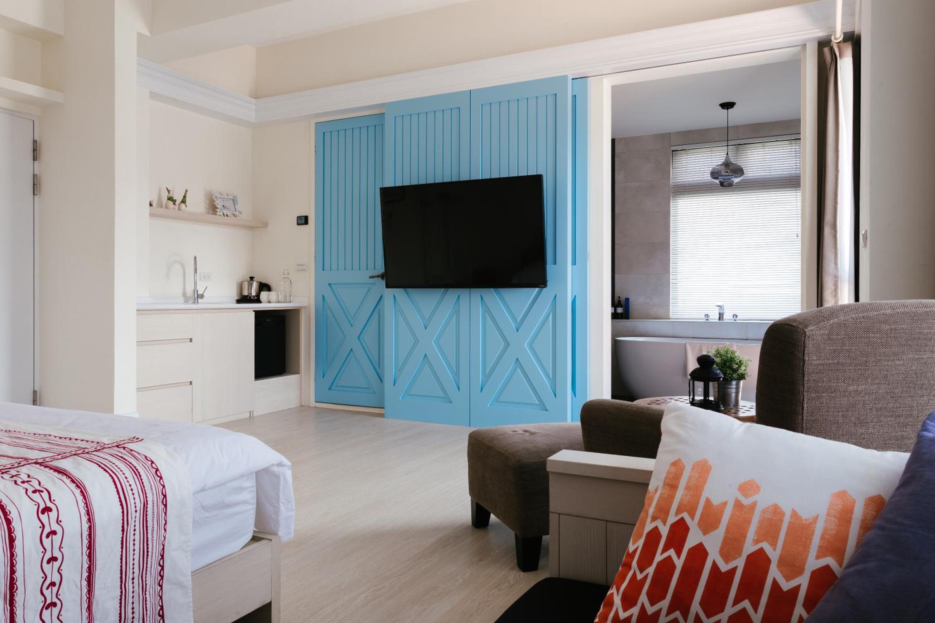 King Room with Balcony photo 1