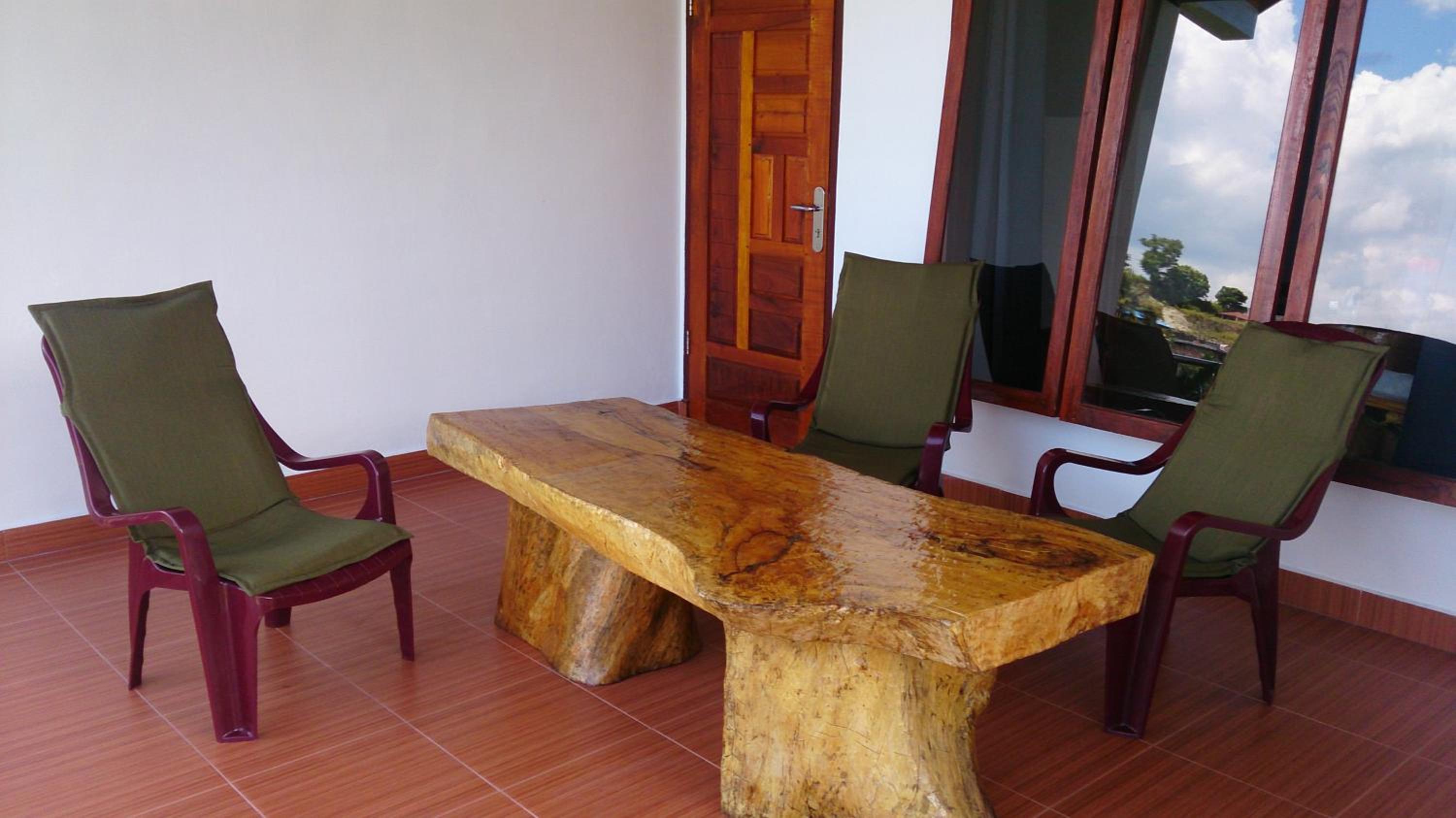 Double Room with Balcony - Photo 7