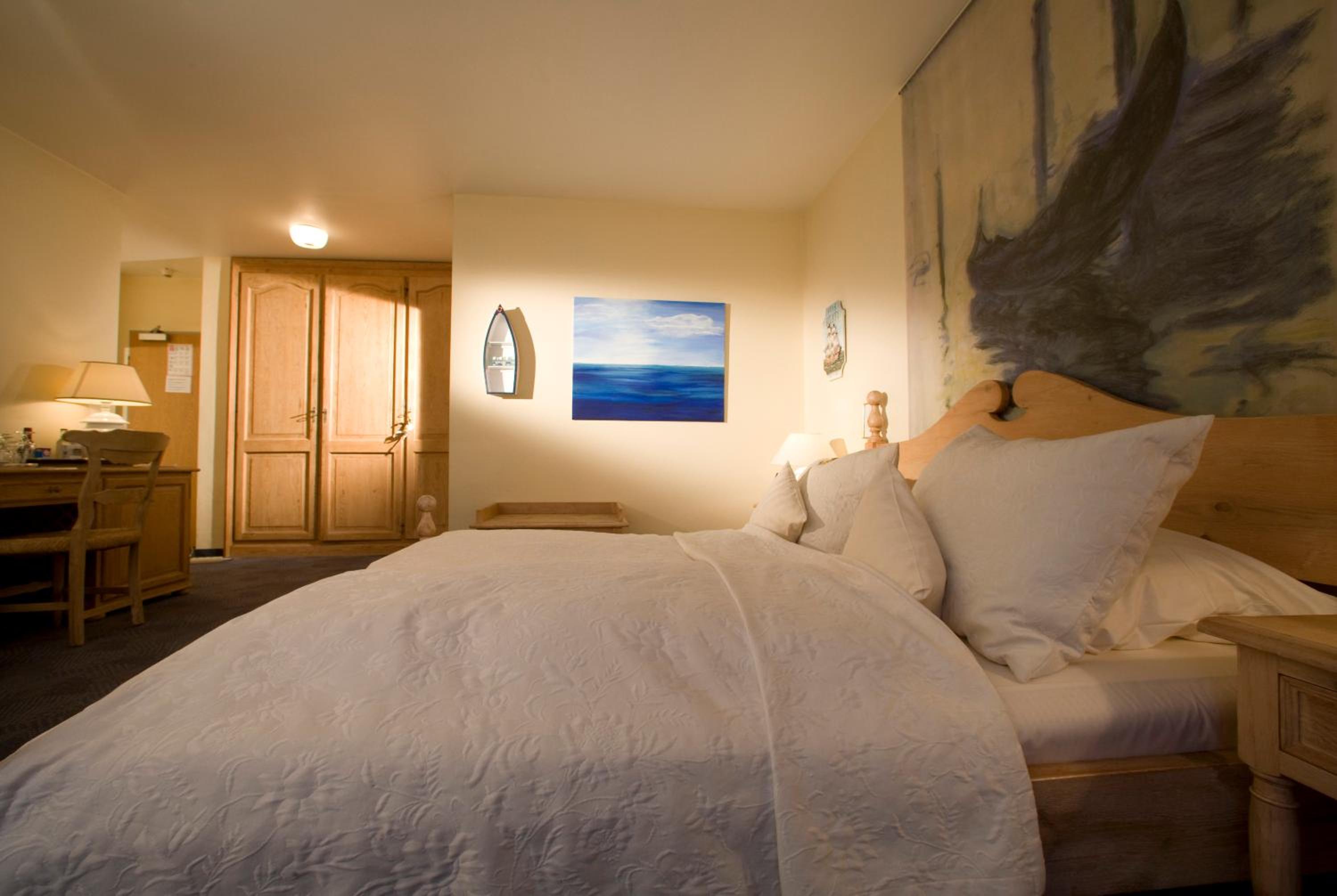 Double Room (1 Adult) - Photo 5