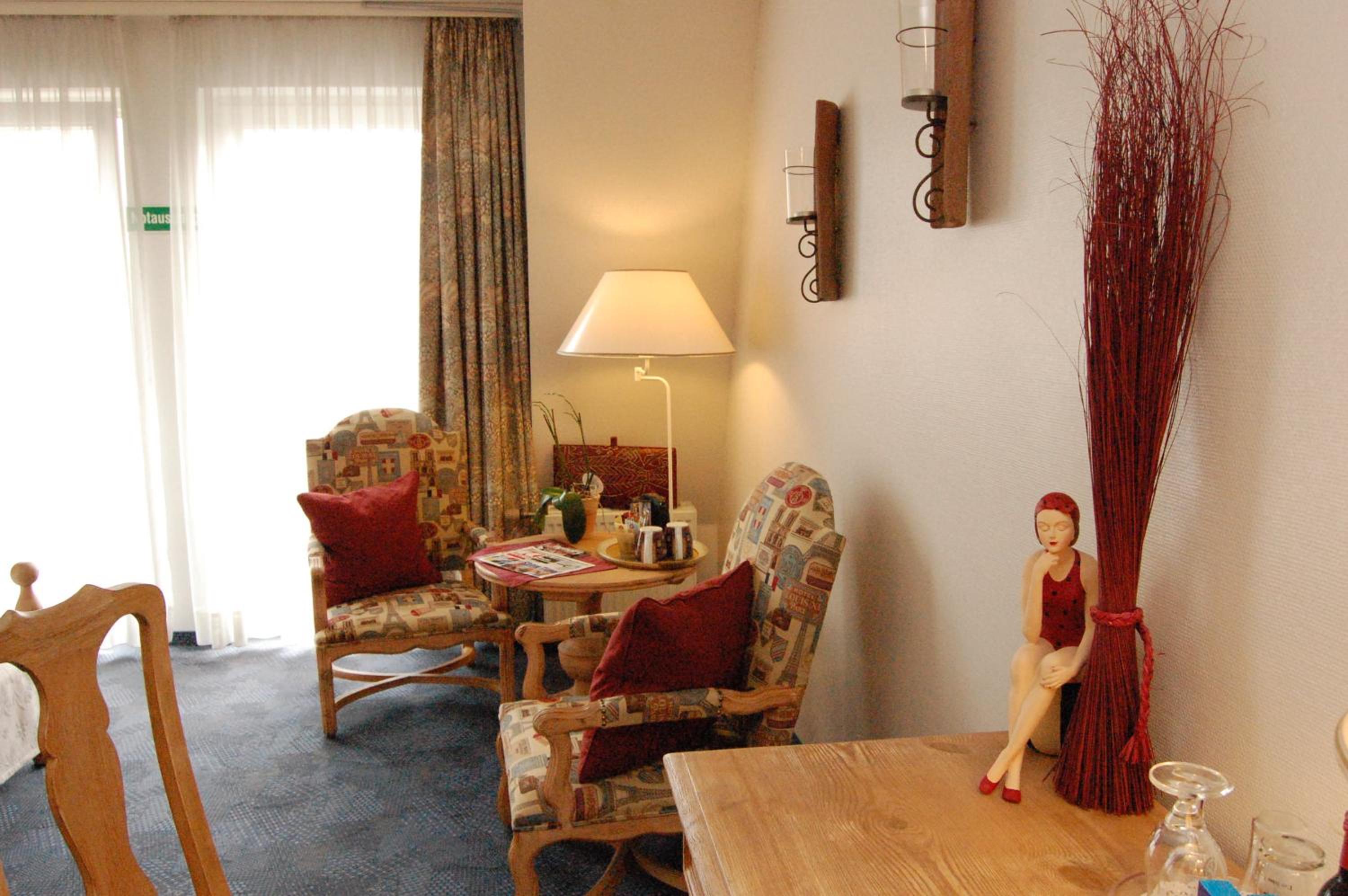 Double Room (1 Adult) - Photo 2