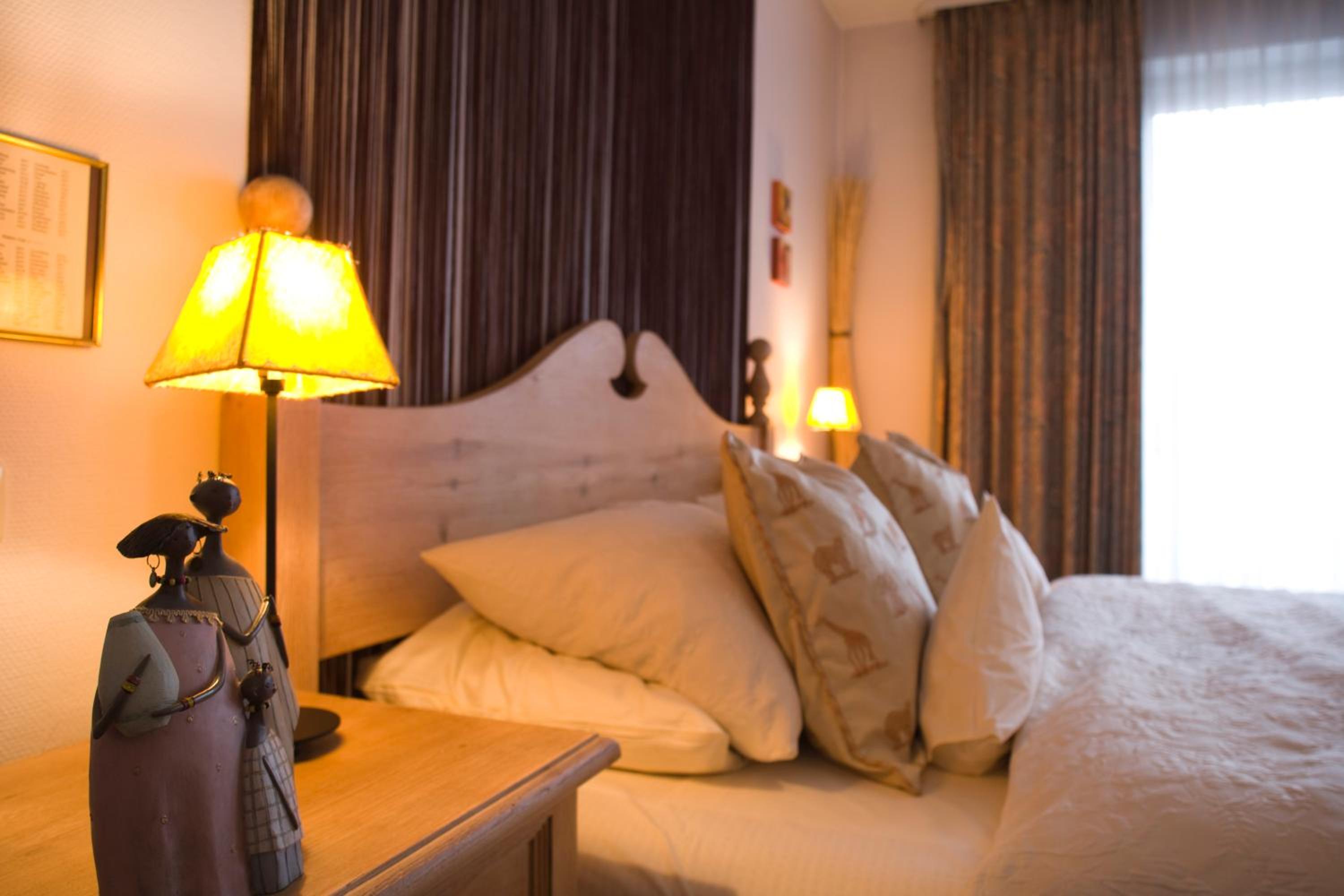 Double Room (1 Adult) - Photo 9