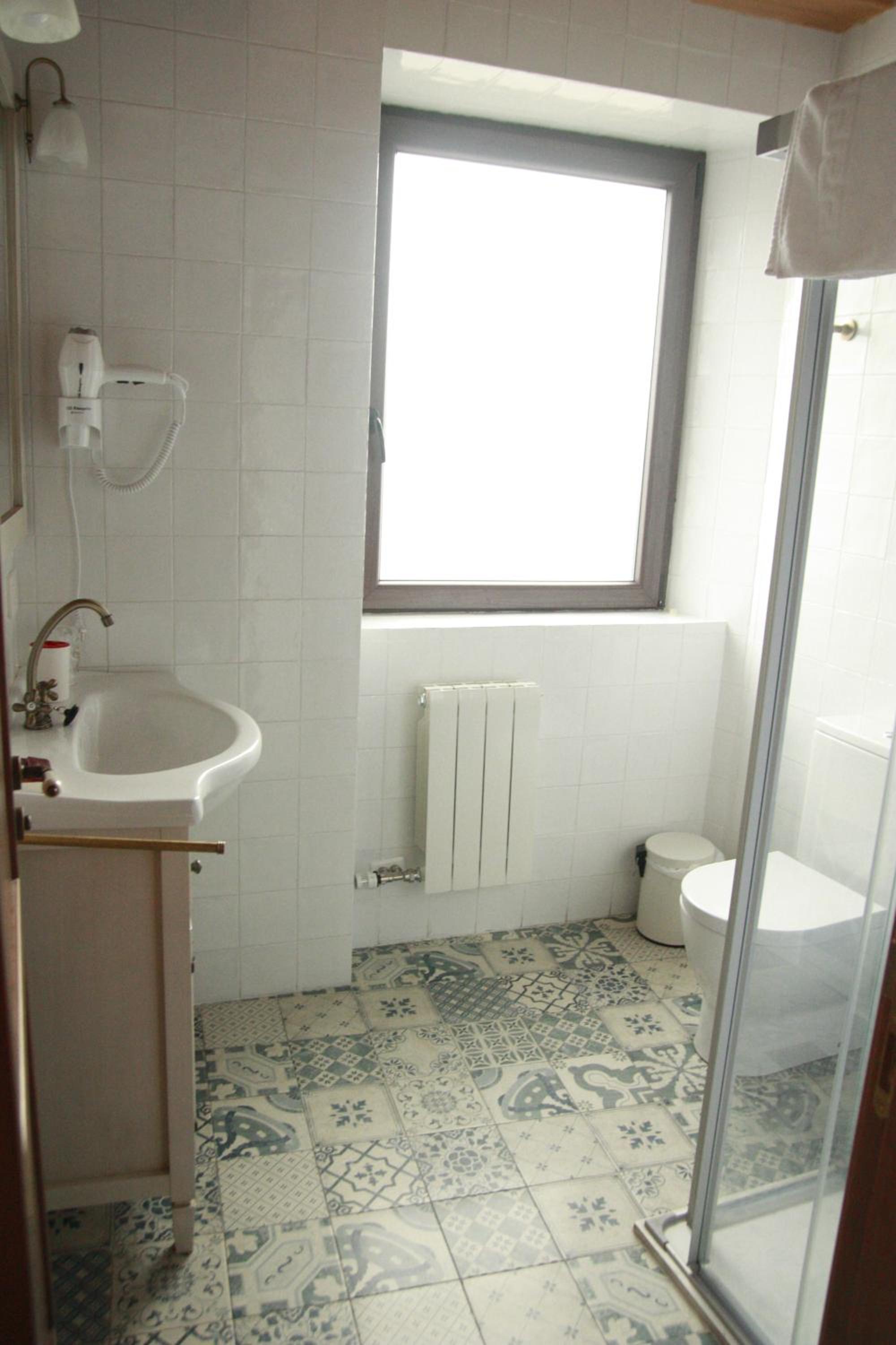 Double or Twin Room photo 2
