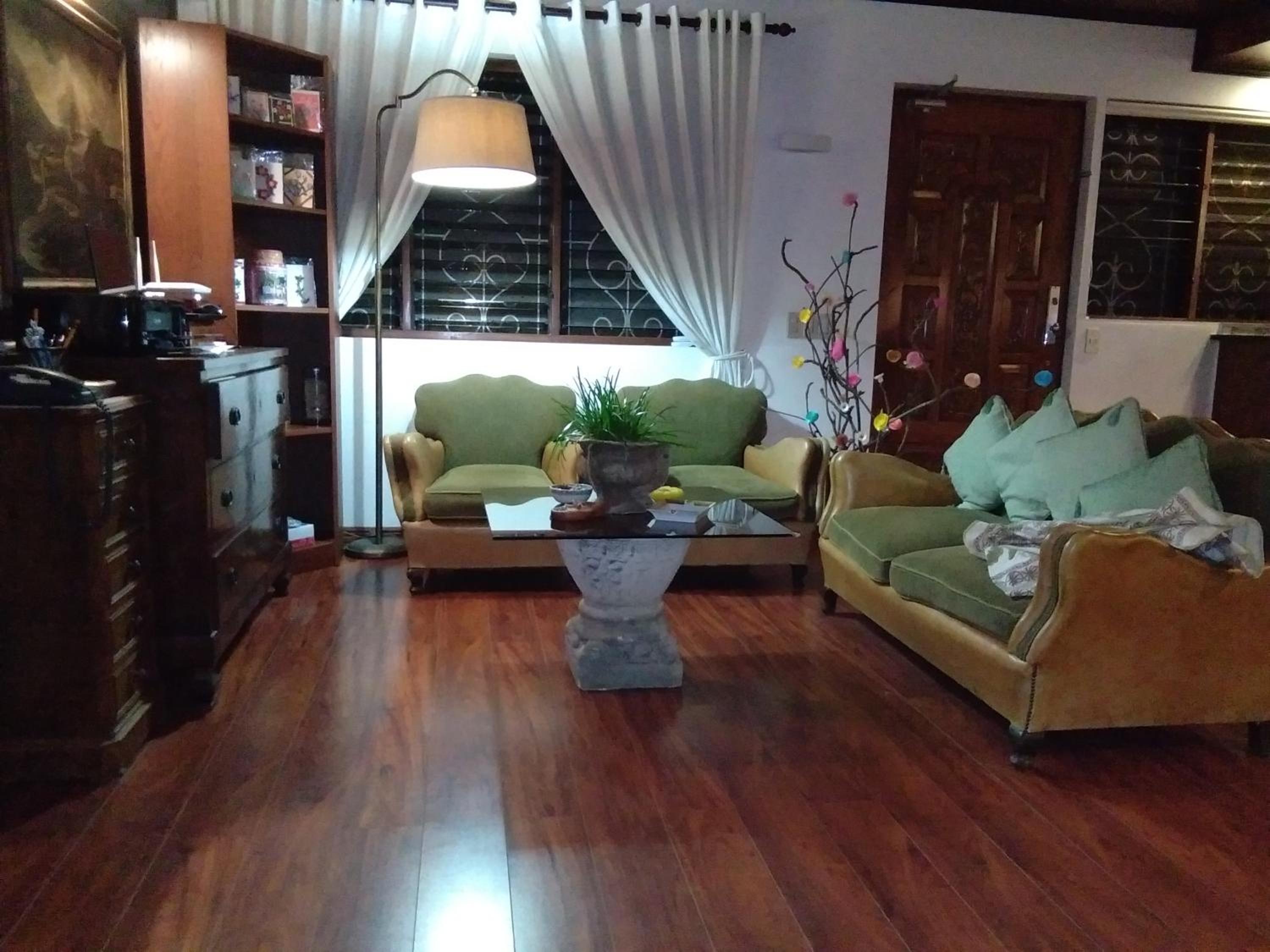 Three-Bedroom House - Photo 1