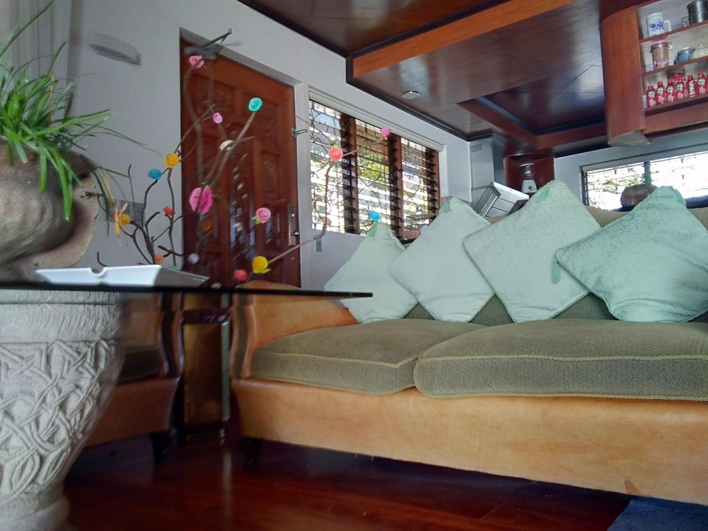 Three-Bedroom House - Photo 6