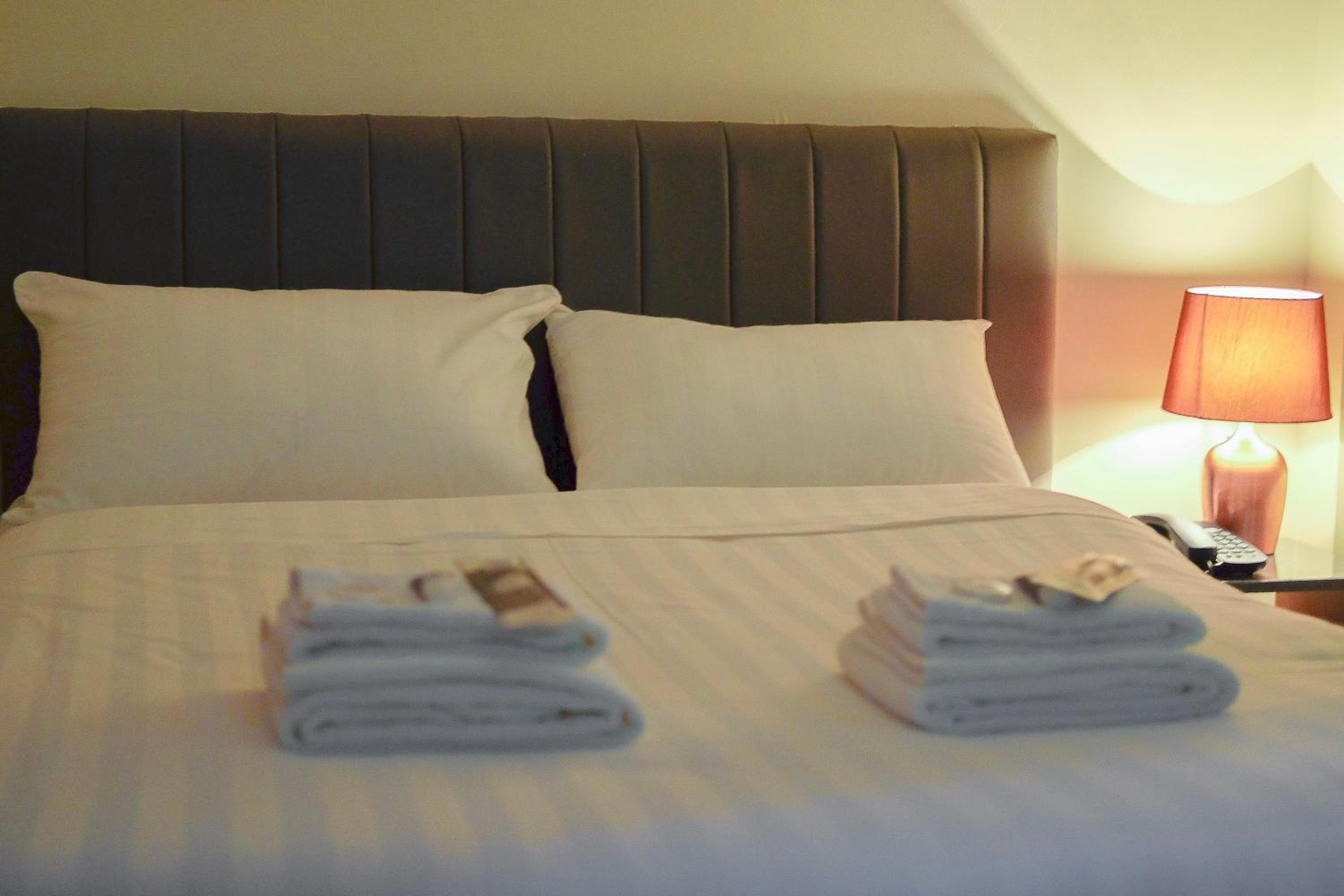 Deluxe Double Room - Photo 14