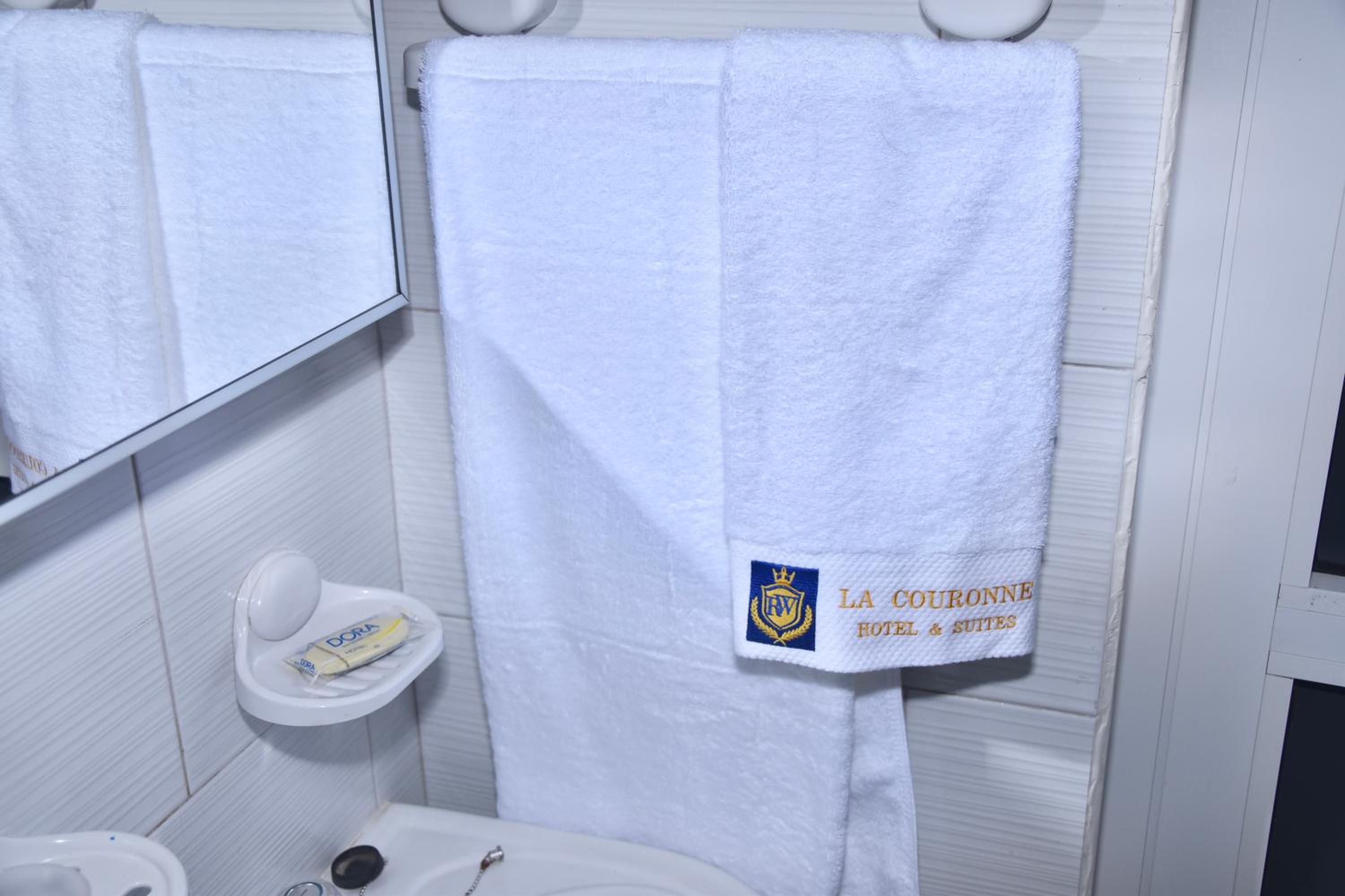 Superior King Suite photo 2