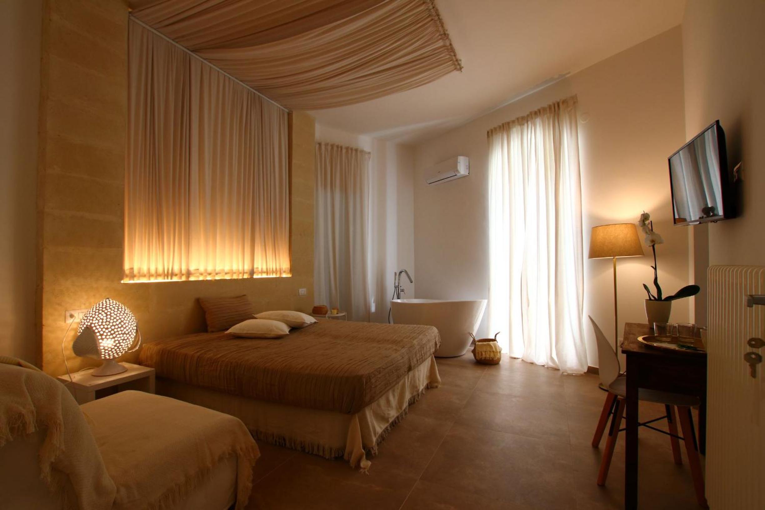 Junior Suite - Photo 1