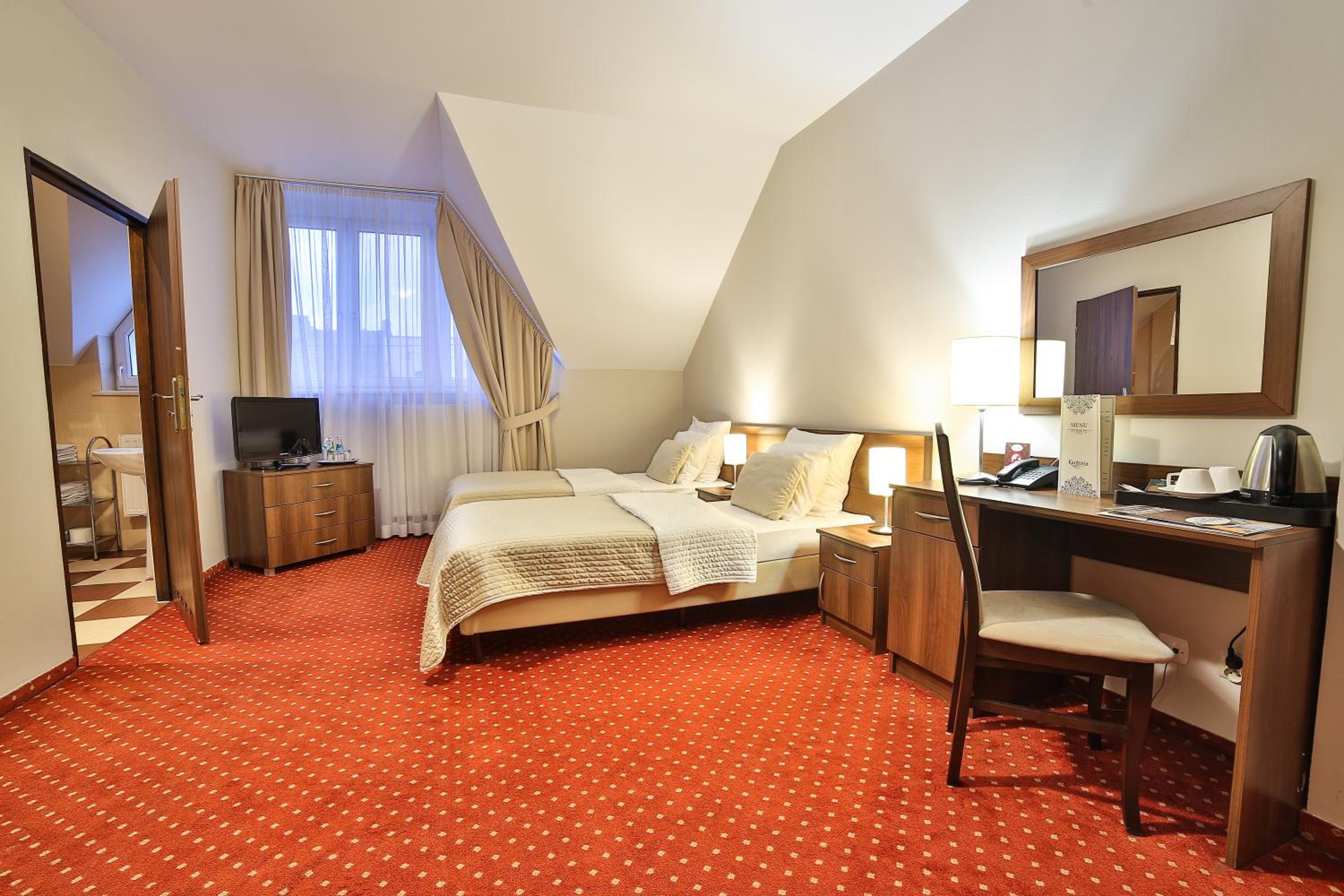 Deluxe Twin Room photo 3