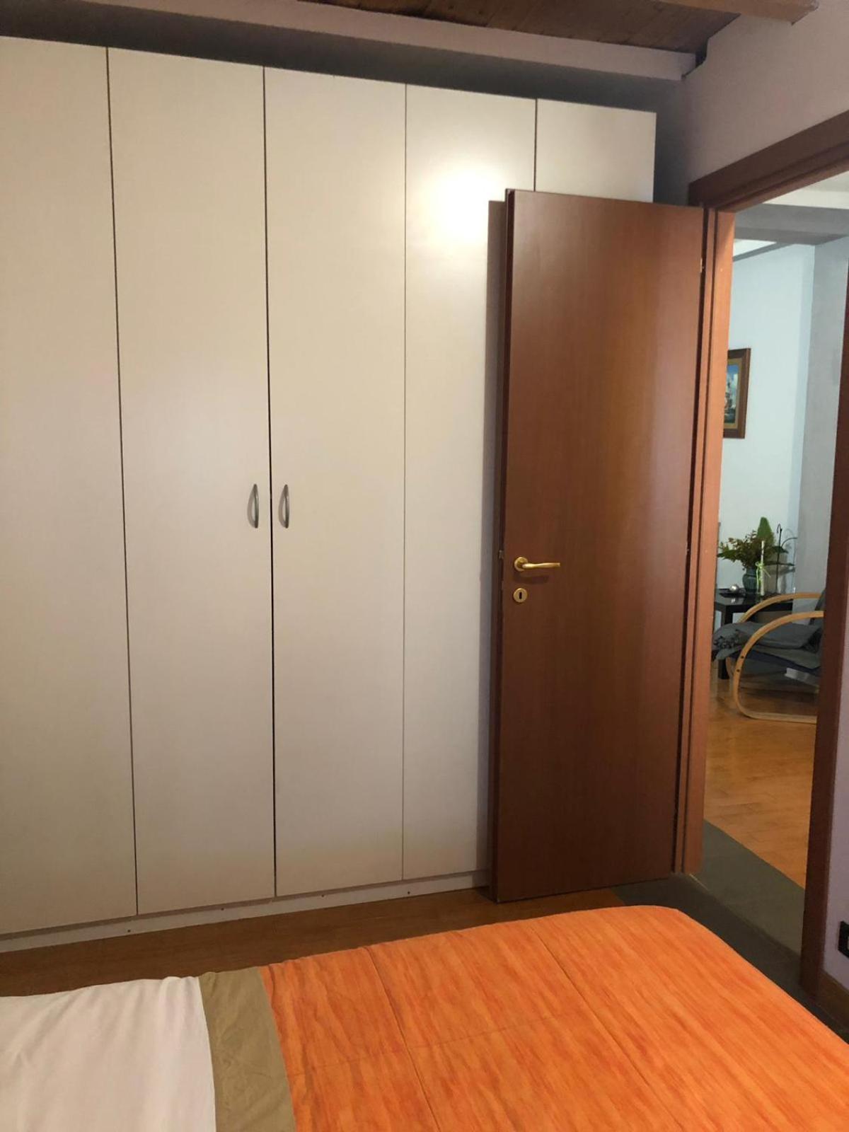 Apartment with Balcony - Photo 18