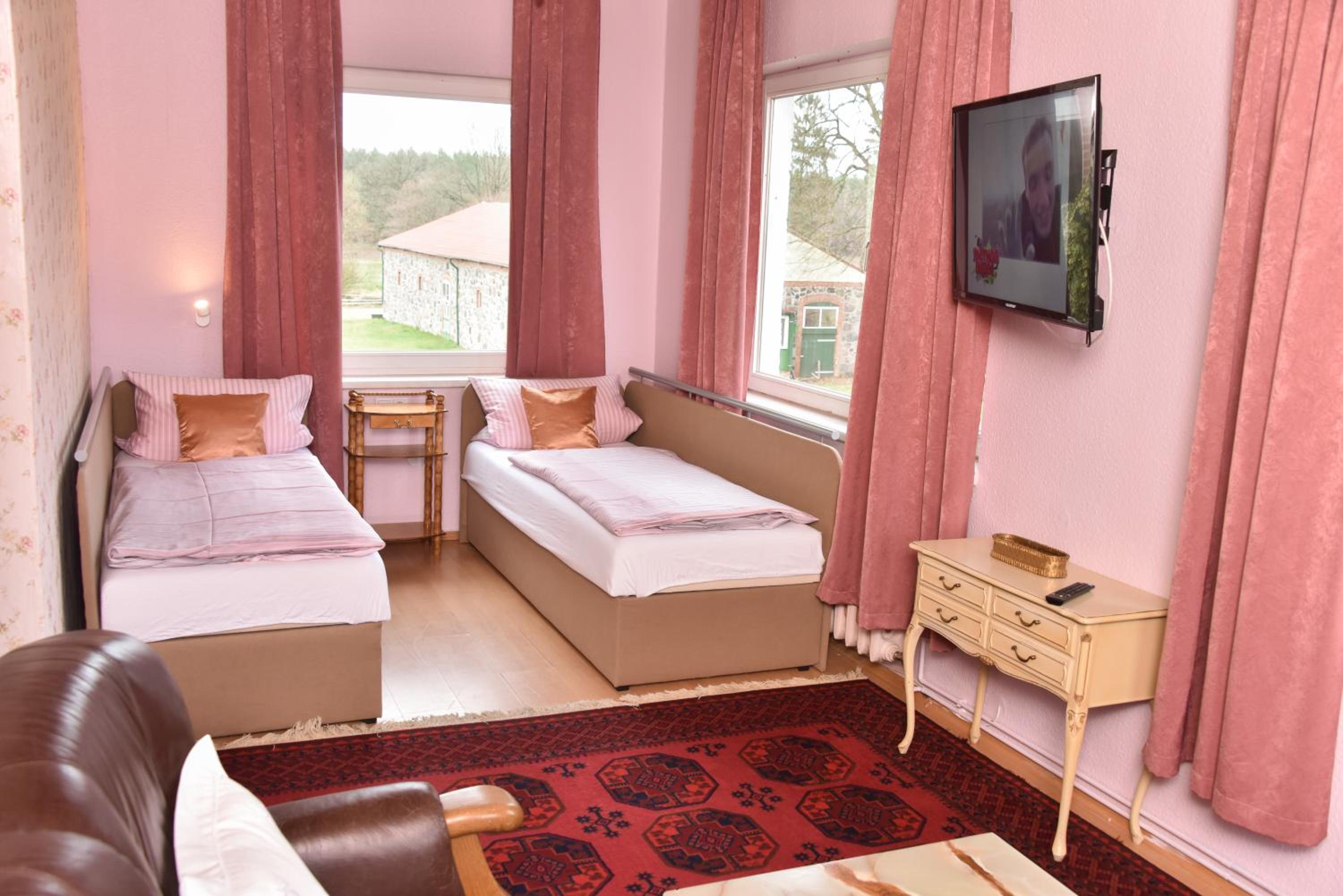 Deluxe Double or Twin Room