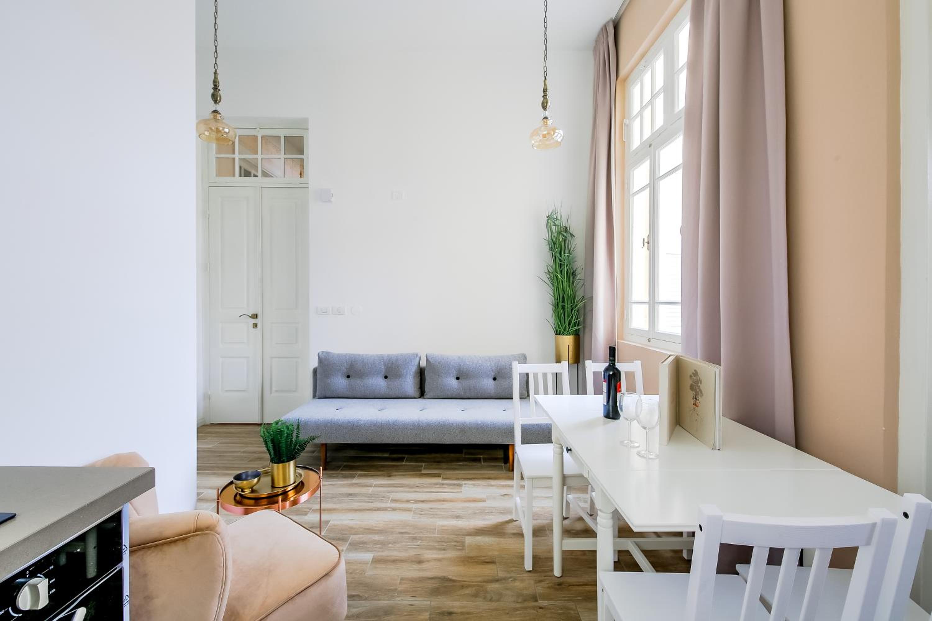 One-Bedroom Apartment with Balcony - Street View