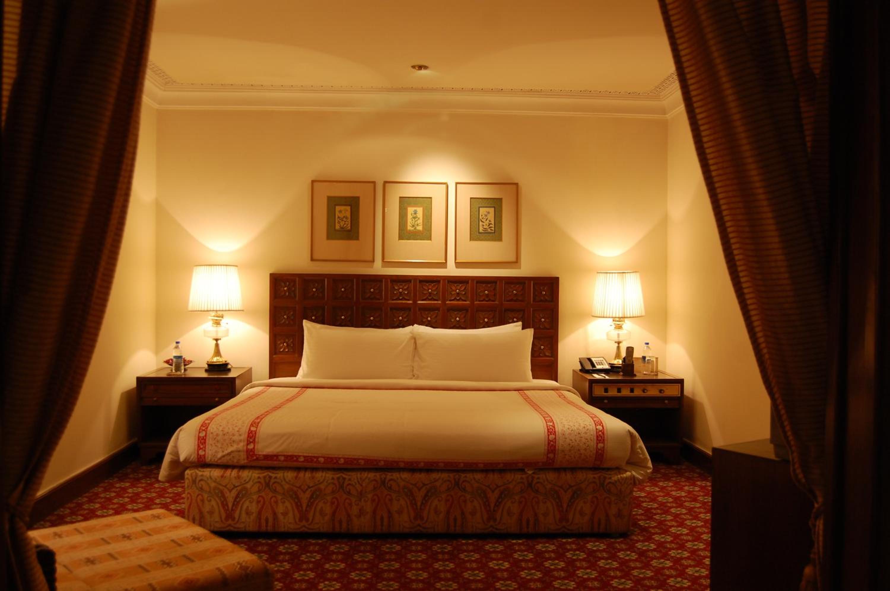 Deluxe Suite - Photo 3