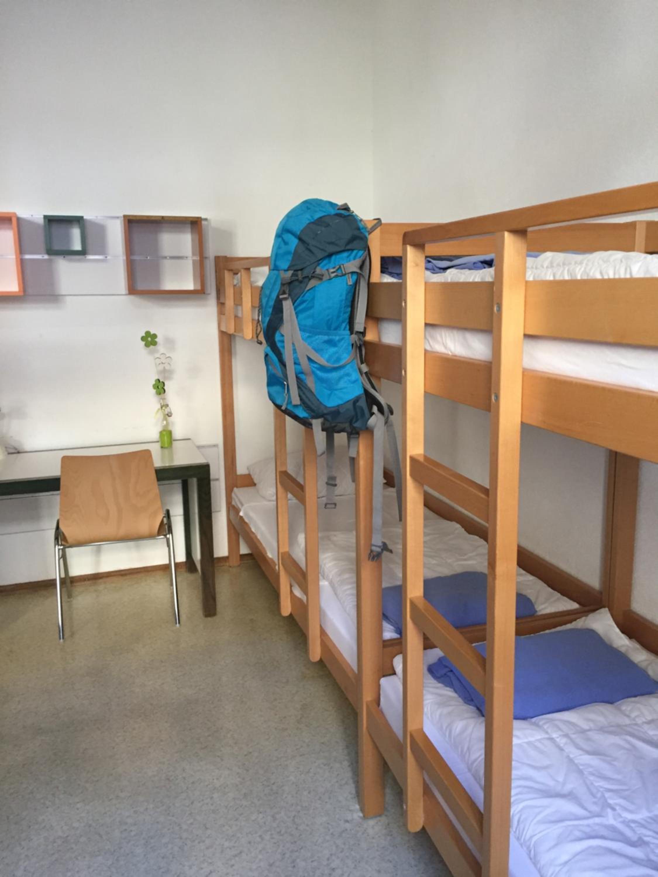 Single Bed in Male Dormitory Room (minimum age 6 years)