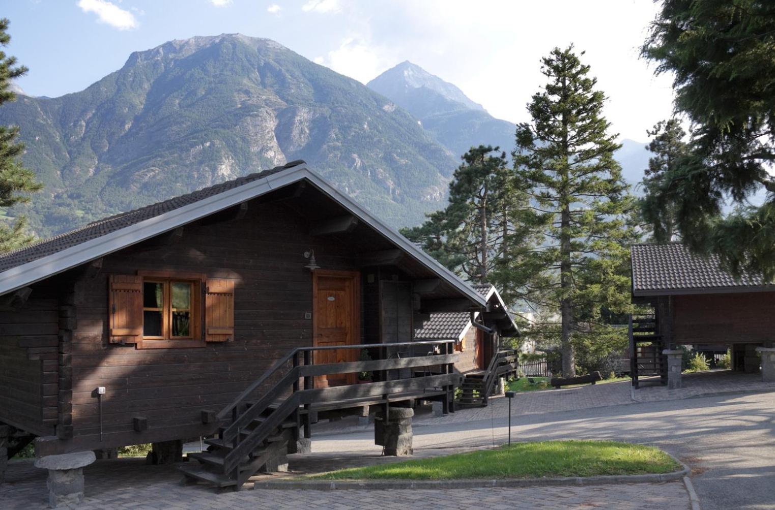 Chalet (4 Adults) - Photo 2